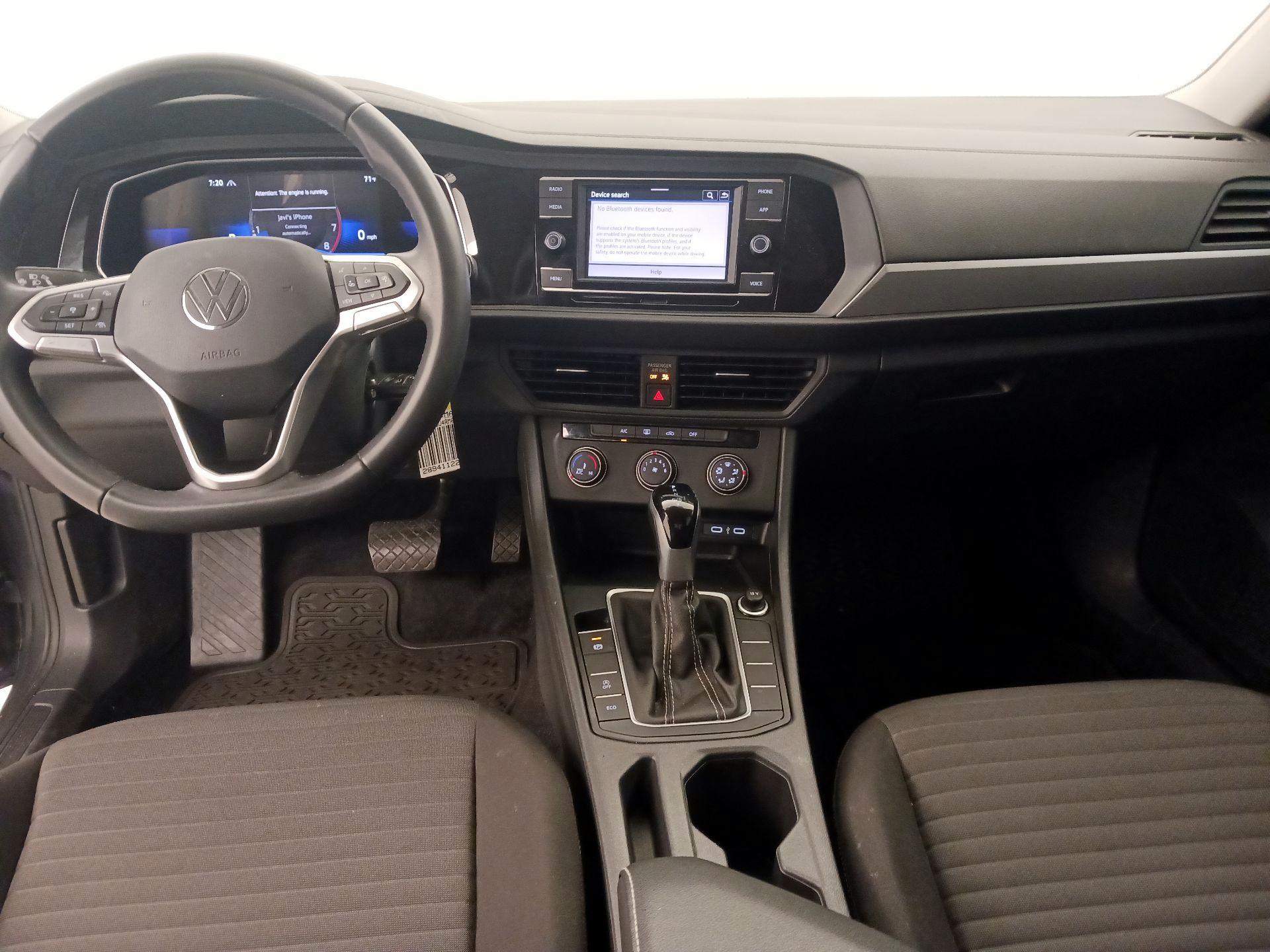 Thumbnail: 2024 Volkswagen Jetta - 9