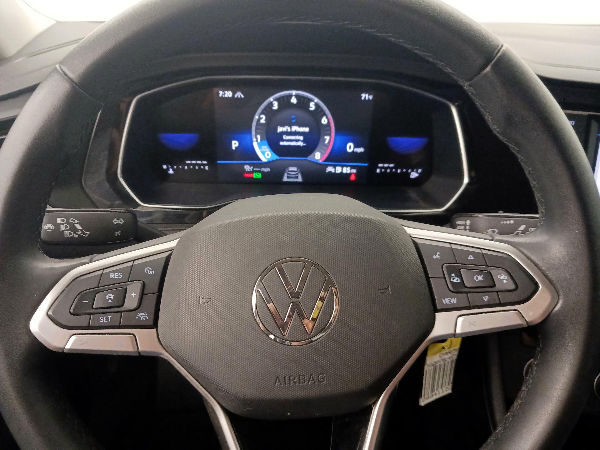 Thumbnail: 2024 Volkswagen Jetta - 10