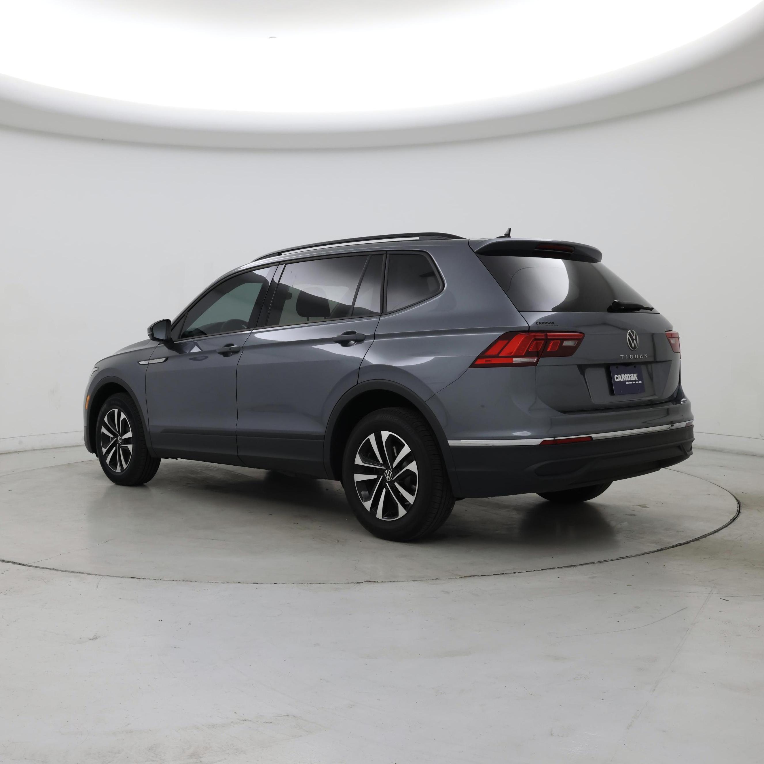 Thumbnail: 2024 Volkswagen Tiguan - 2