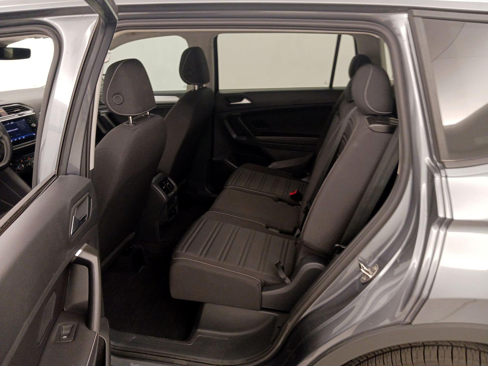 Thumbnail: 2024 Volkswagen Tiguan - 19