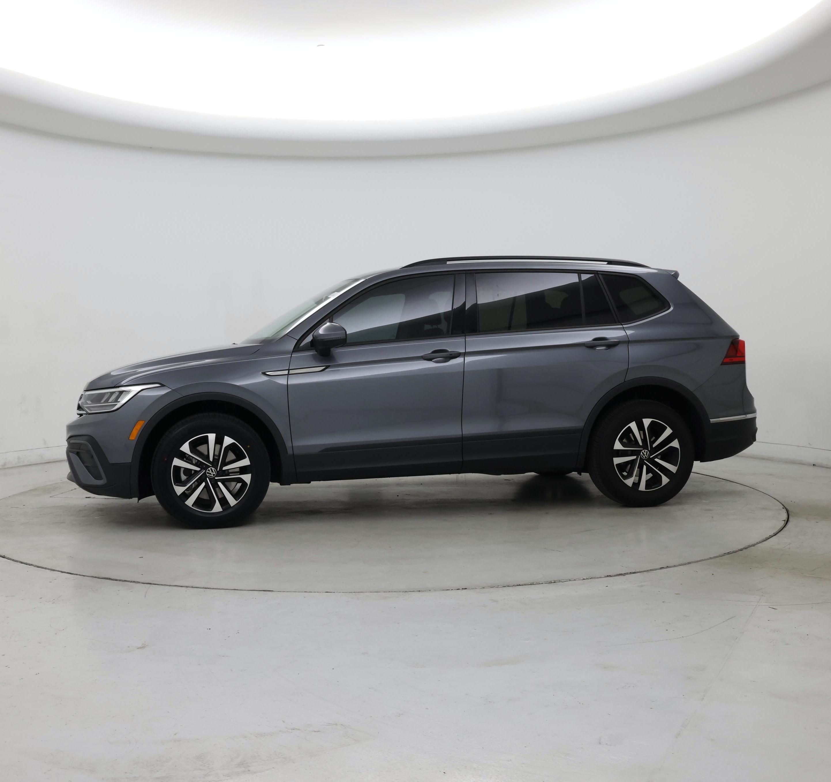 Thumbnail: 2024 Volkswagen Tiguan - 3