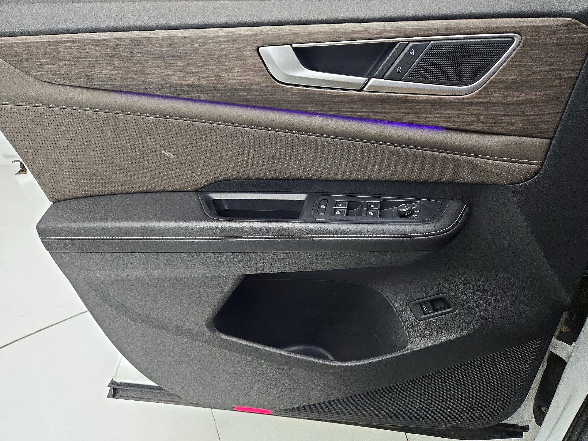 Thumbnail: 2024 Volkswagen Atlas - 12