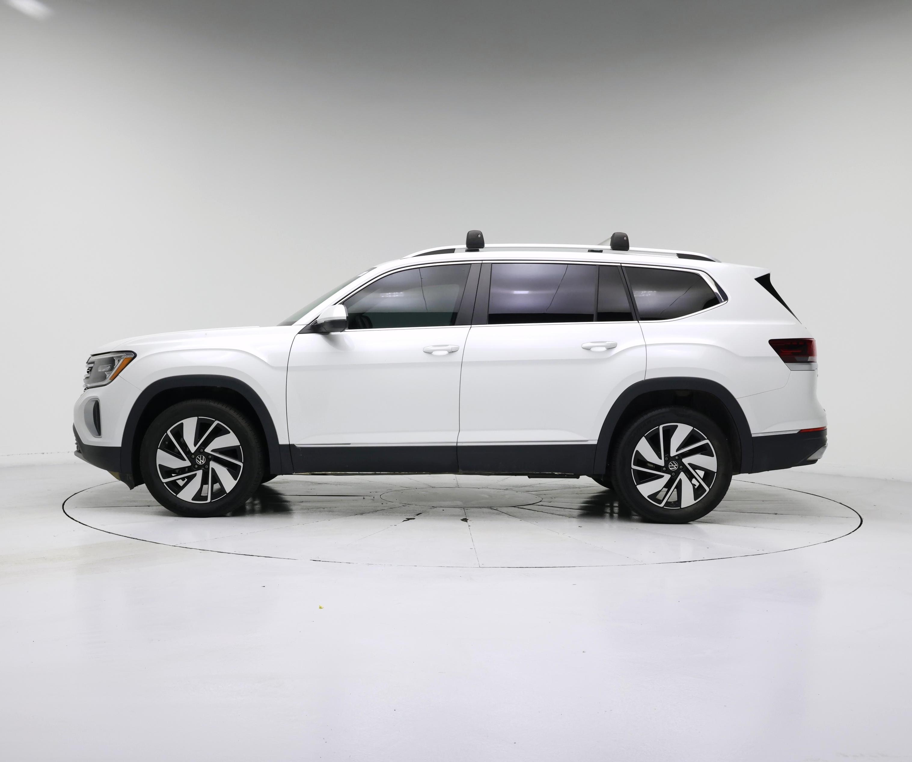 Thumbnail: 2024 Volkswagen Atlas - 3
