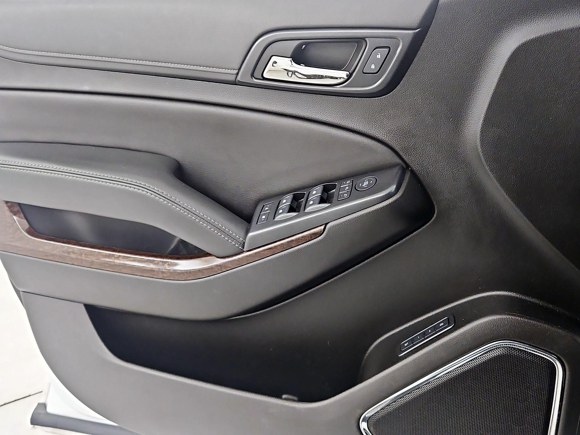 Thumbnail: 2020 GMC Yukon XL - 12