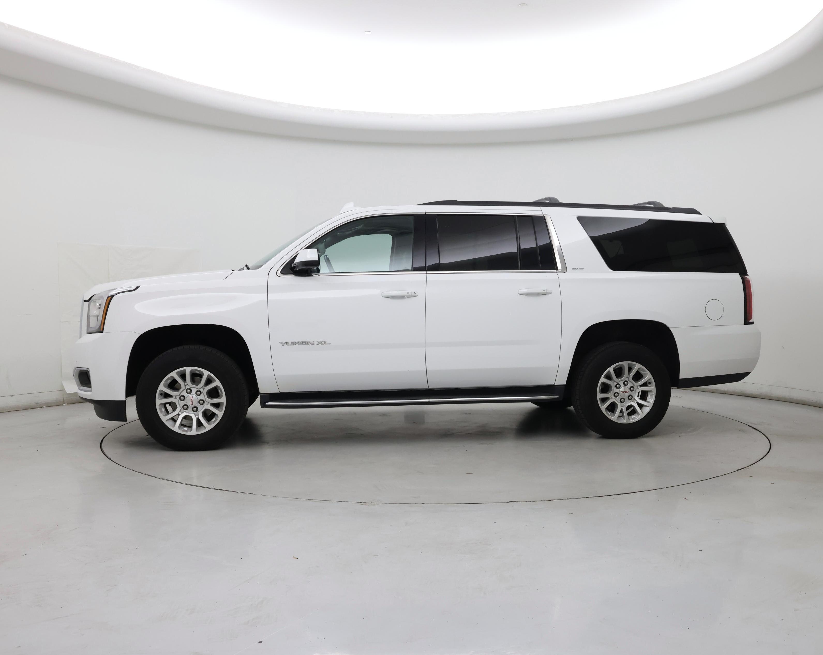 Thumbnail: 2020 GMC Yukon XL - 3