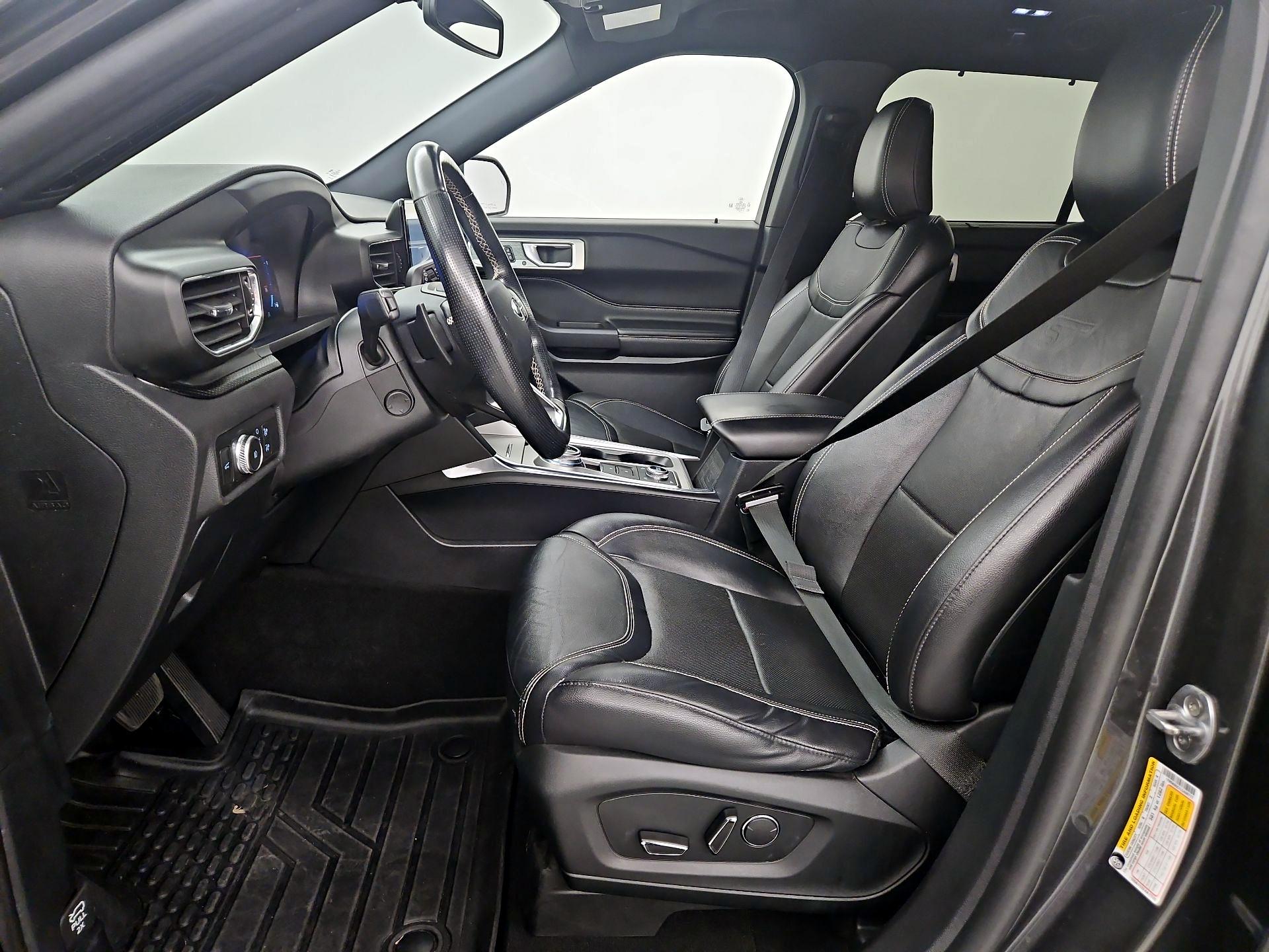 Thumbnail: 2020 Ford Explorer - 11