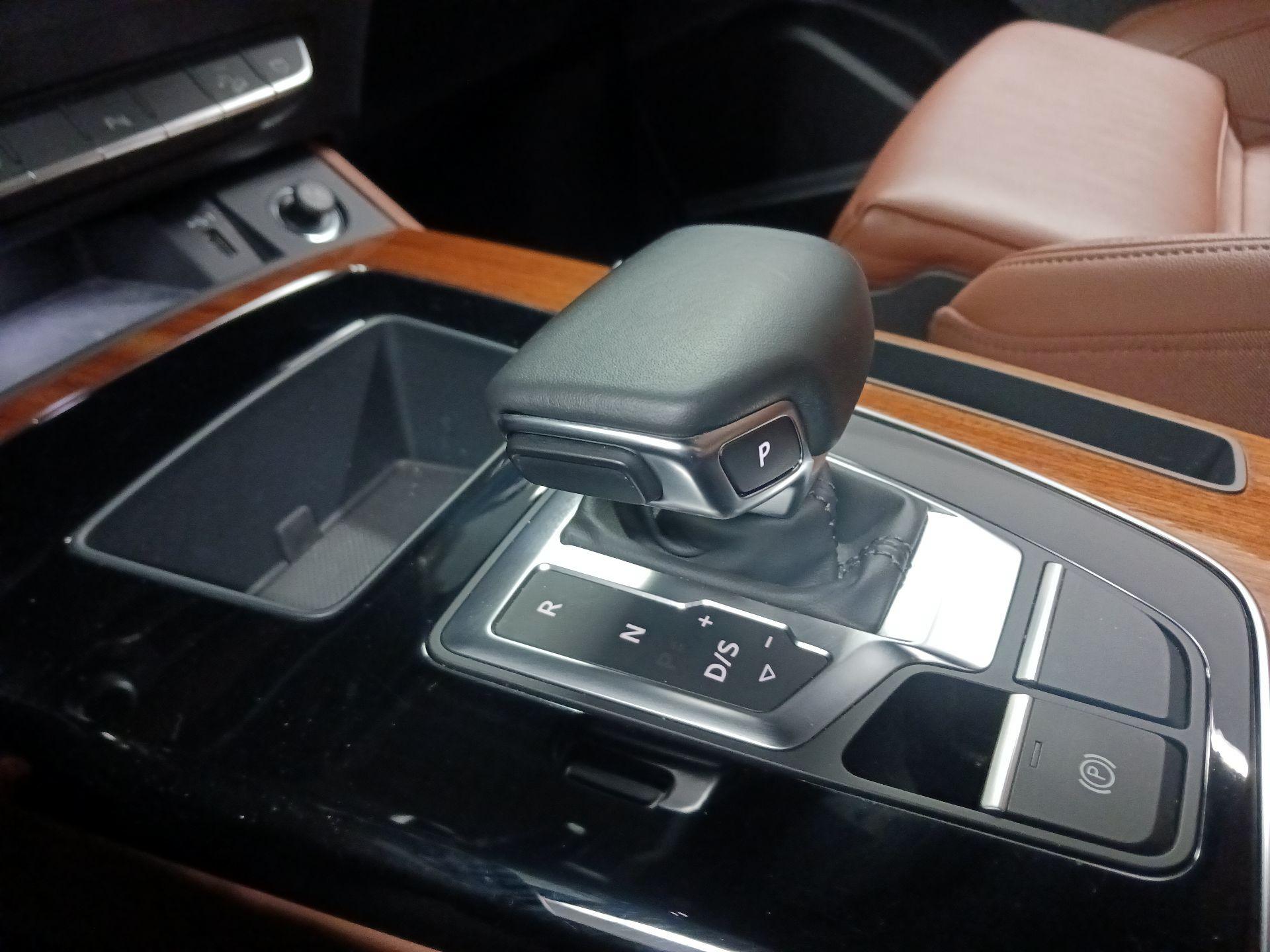 Thumbnail: 2023 Audi Q5 - 15
