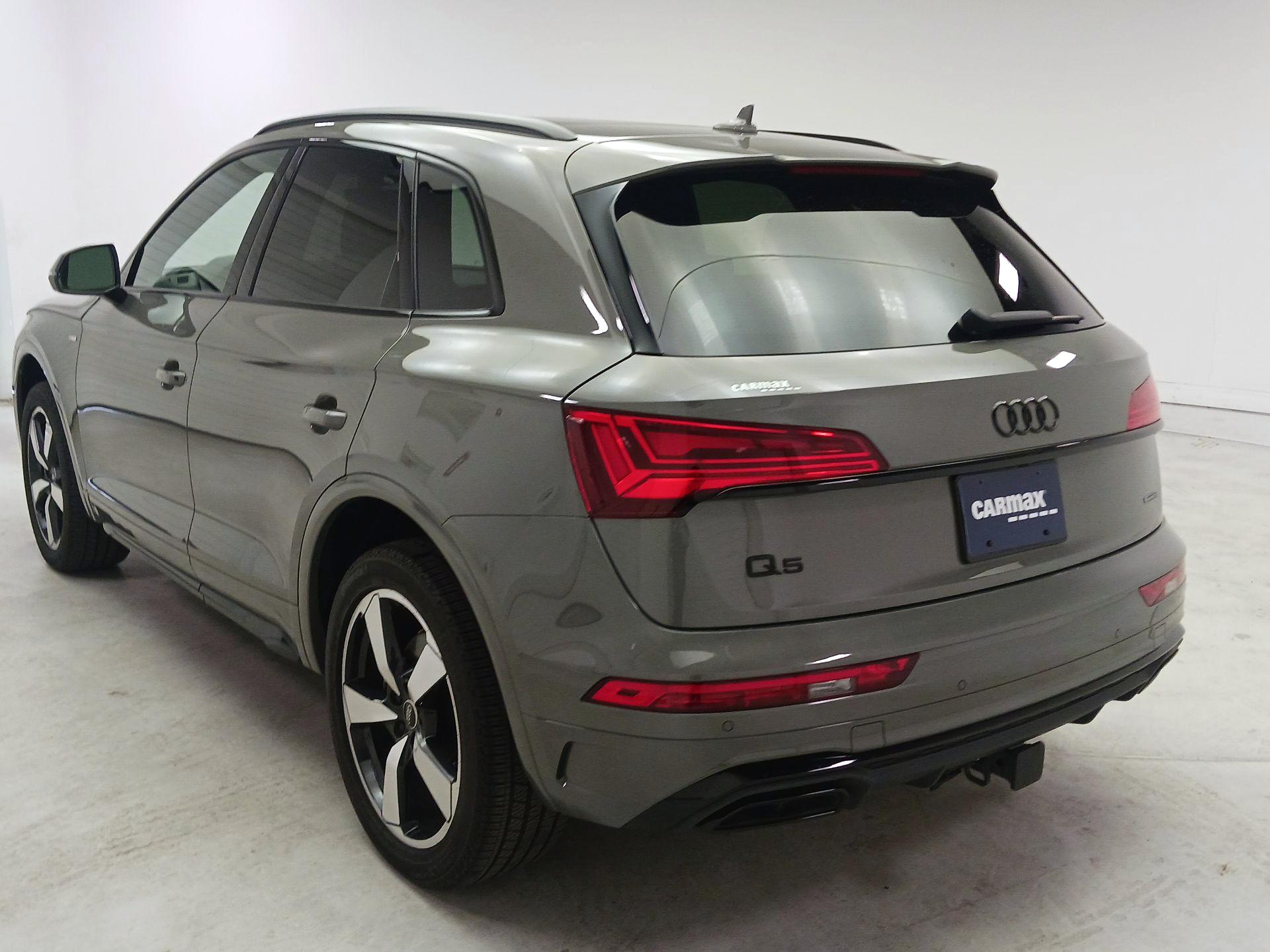 Thumbnail: 2023 Audi Q5 - 7