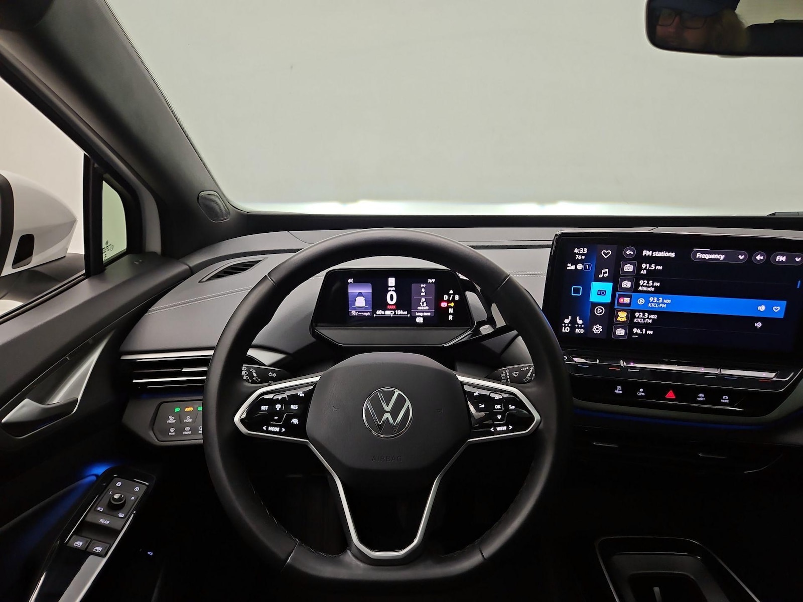 2023 Volkswagen ID.4 PRO S PLUS - Photo 11