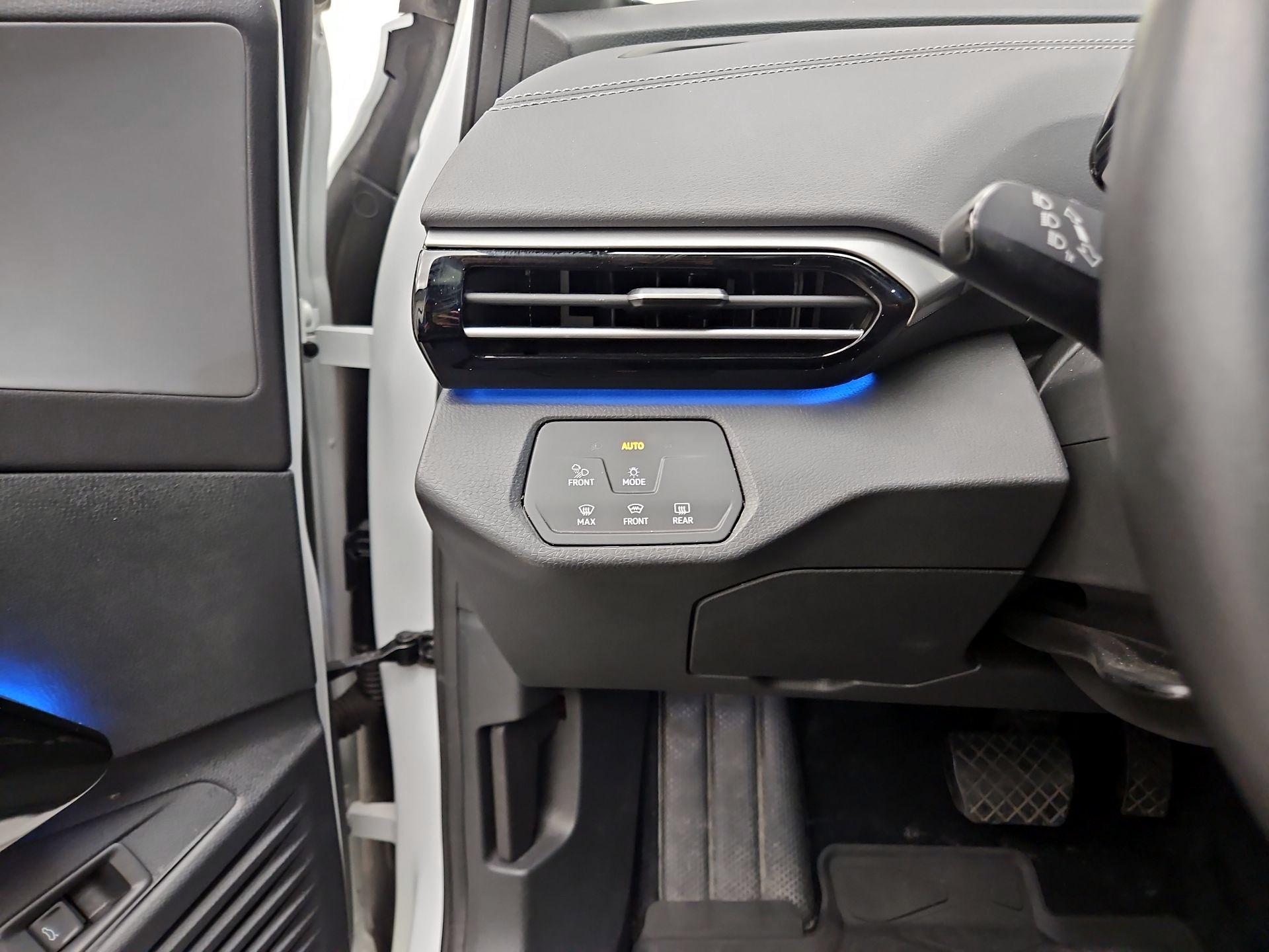 Thumbnail: 2023 Volkswagen ID.4 - 13
