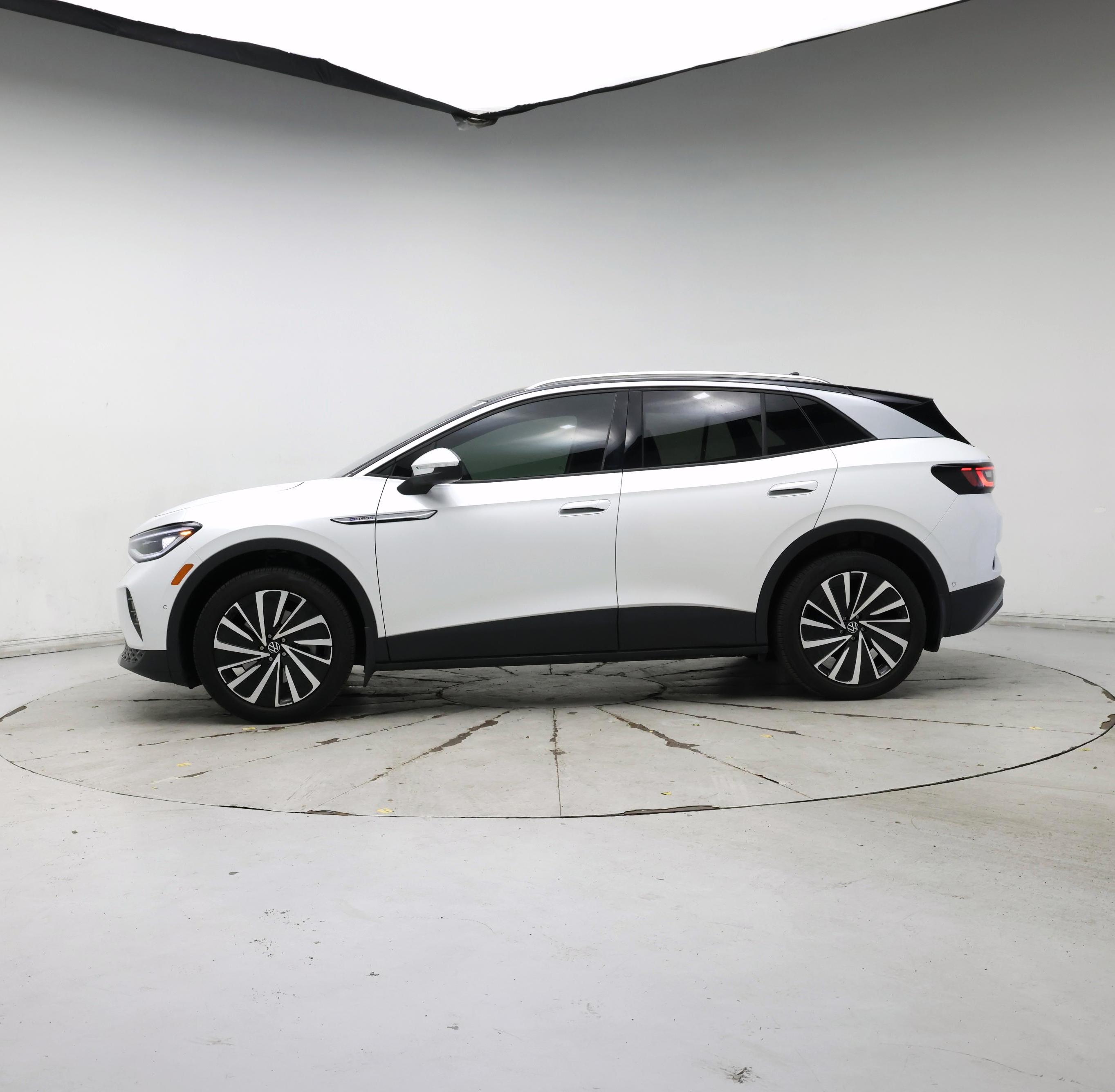 Thumbnail: 2023 Volkswagen ID.4 - 3