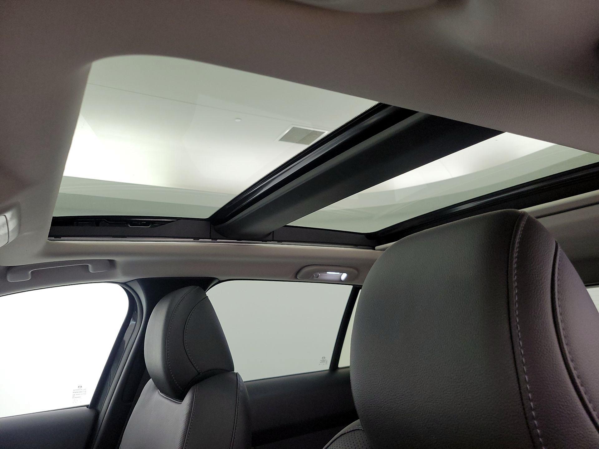 Thumbnail: 2025 Mazda CX-50 - 19