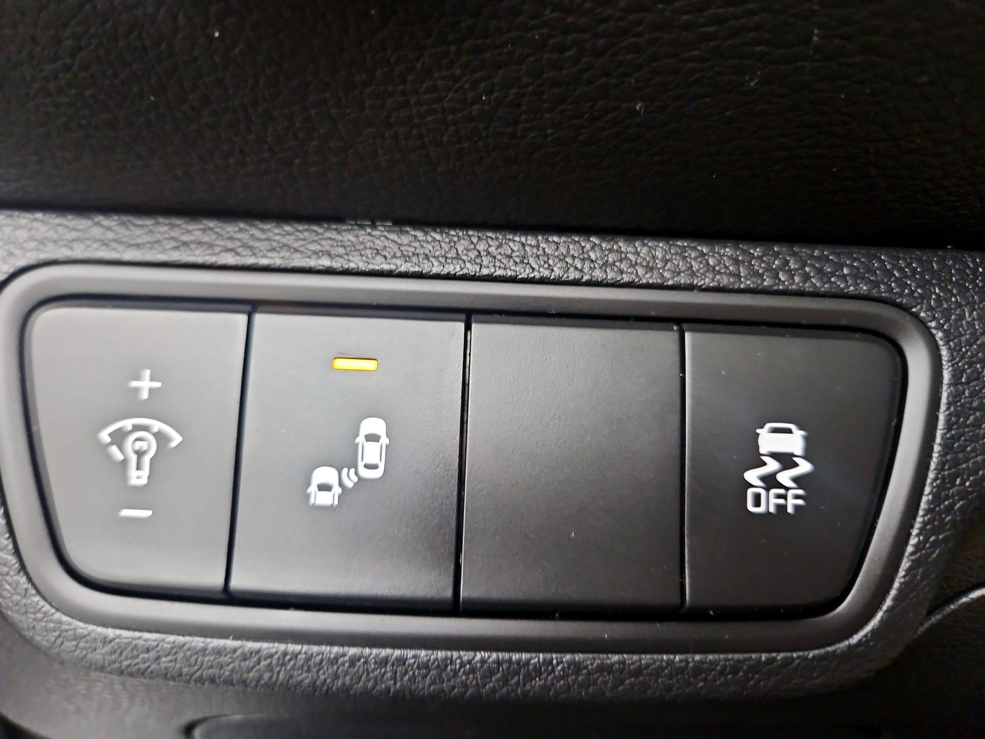 Thumbnail: 2024 Kia Forte - 11