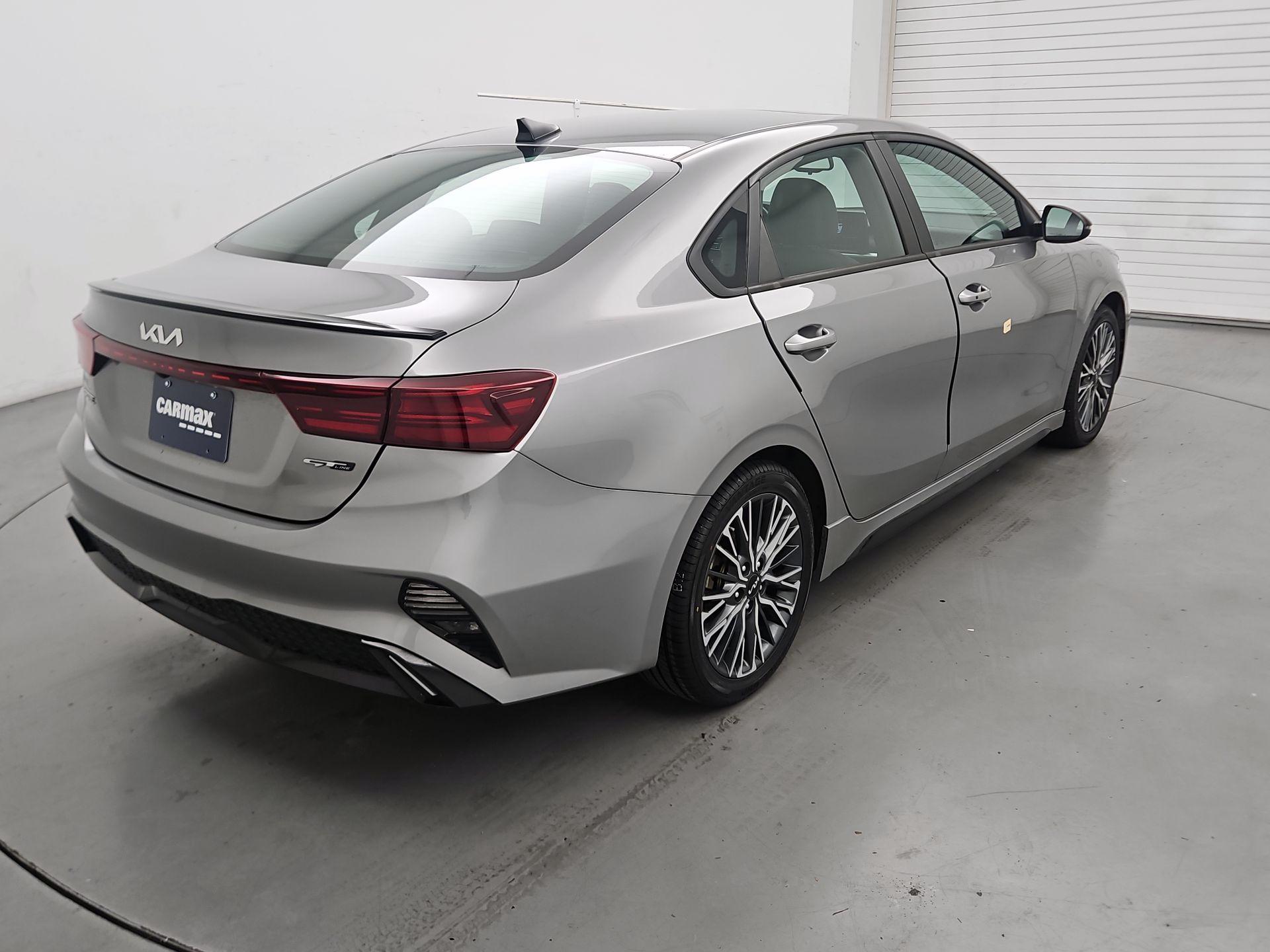 Thumbnail: 2024 Kia Forte - 5