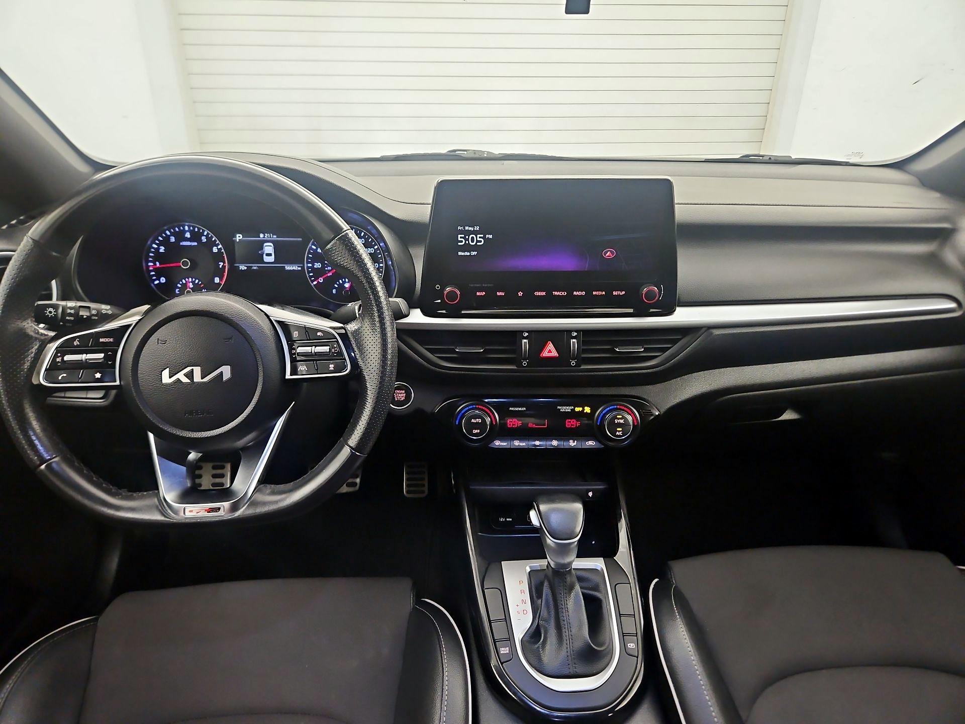 Thumbnail: 2024 Kia Forte - 8