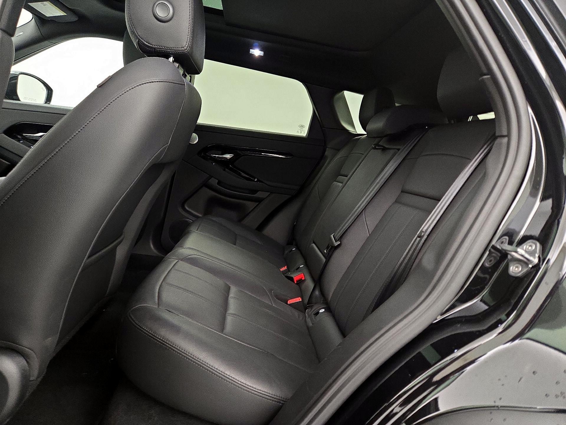 Thumbnail: 2024 Land Rover Range Rover Evoque - 20