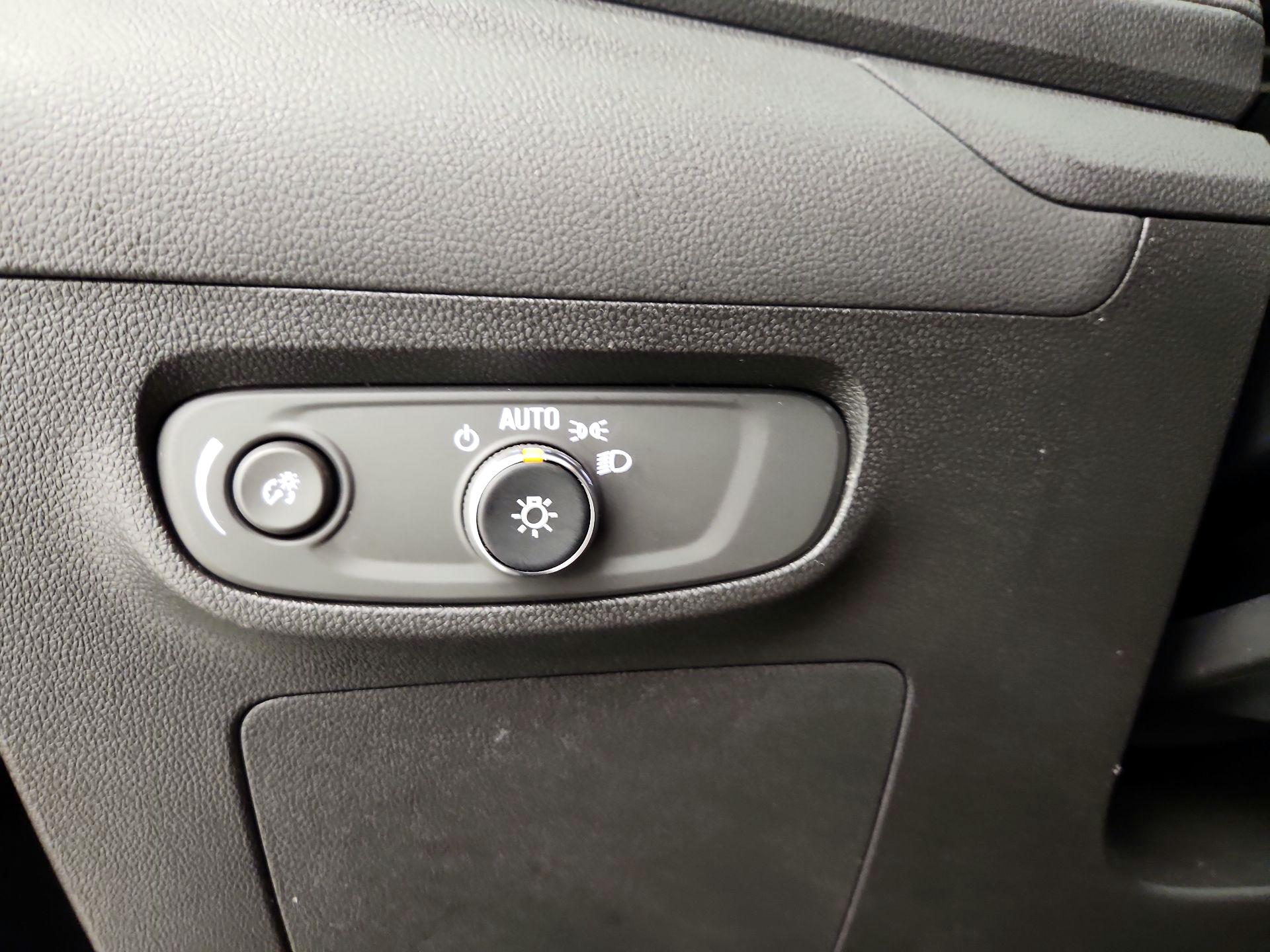 Thumbnail: 2025 Buick Encore GX - 13