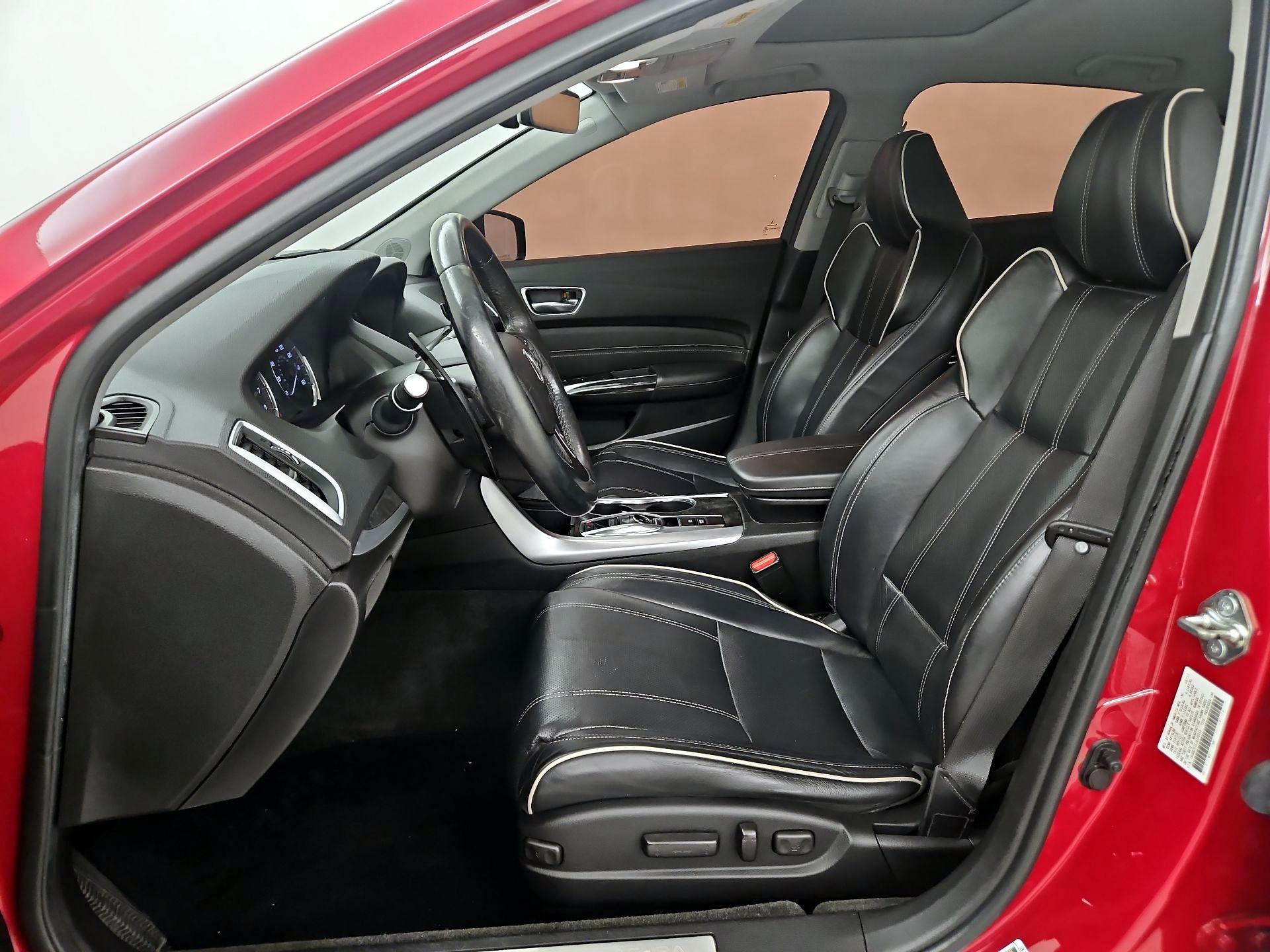 Thumbnail: 2018 Acura TLX - 11