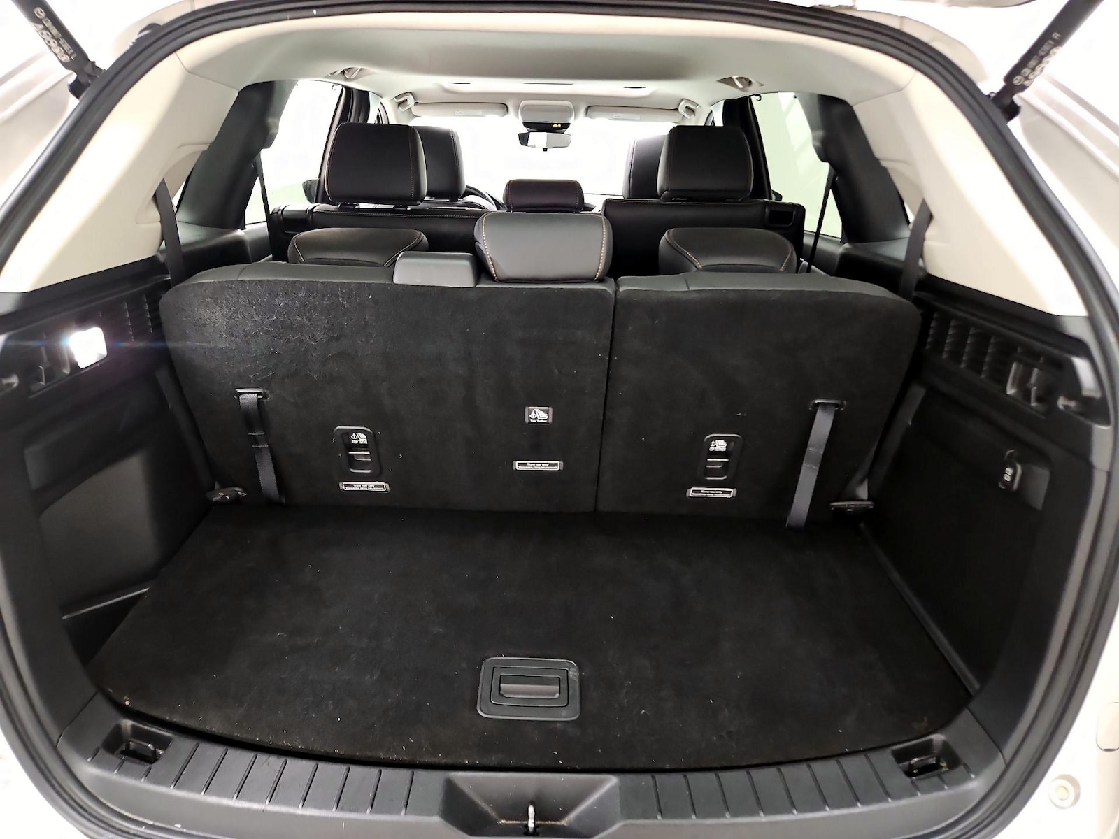 2024 Mazda CX-90 Preferred Package - Photo 23
