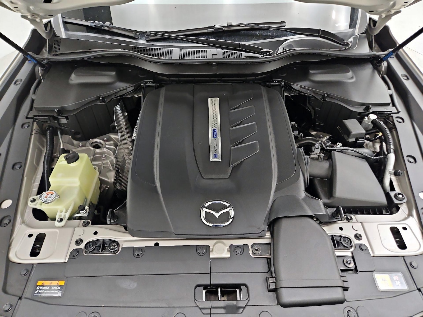2024 Mazda CX-90 Preferred Package - Photo 25