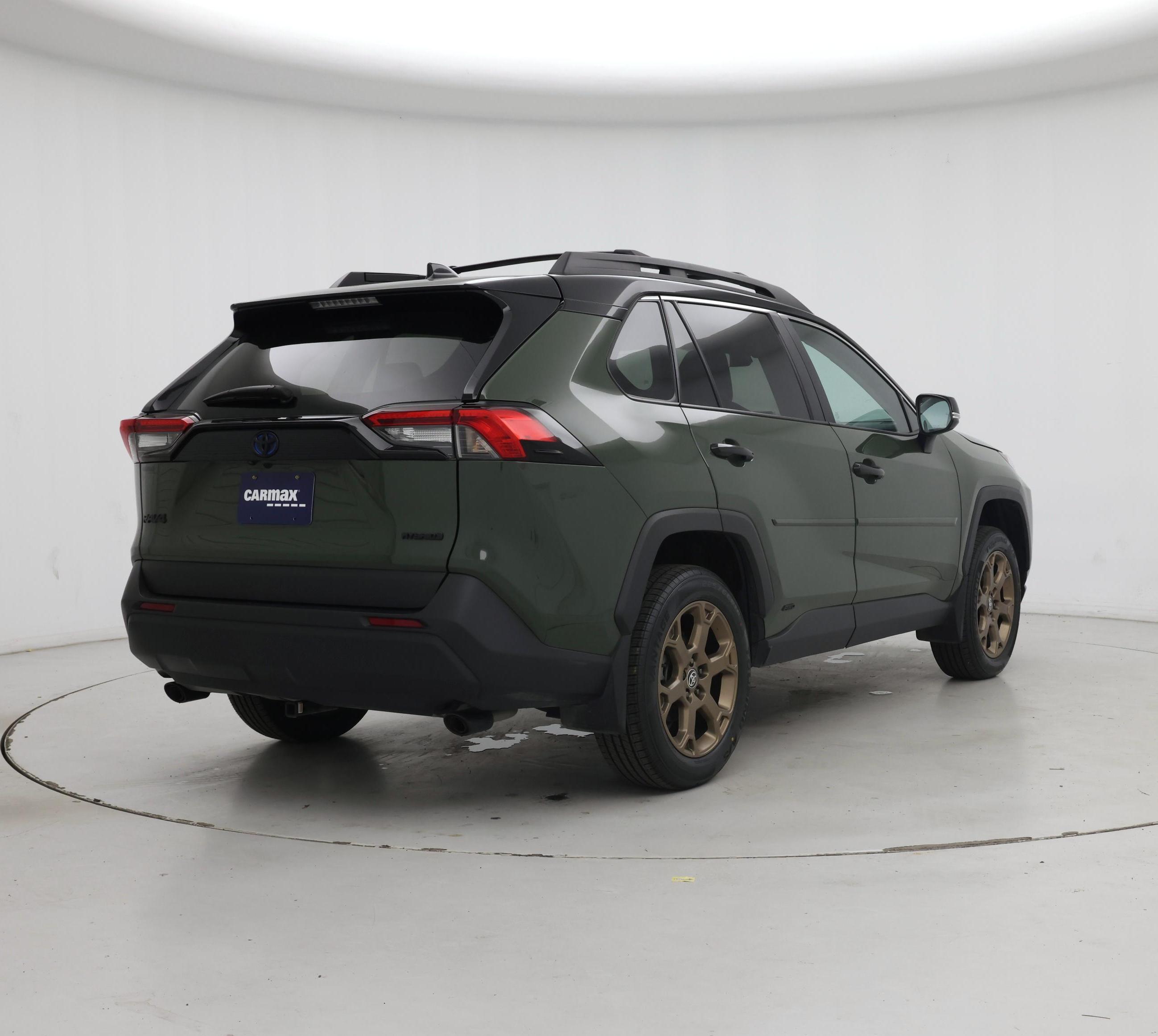 Thumbnail: 2024 Toyota RAV4 - 8