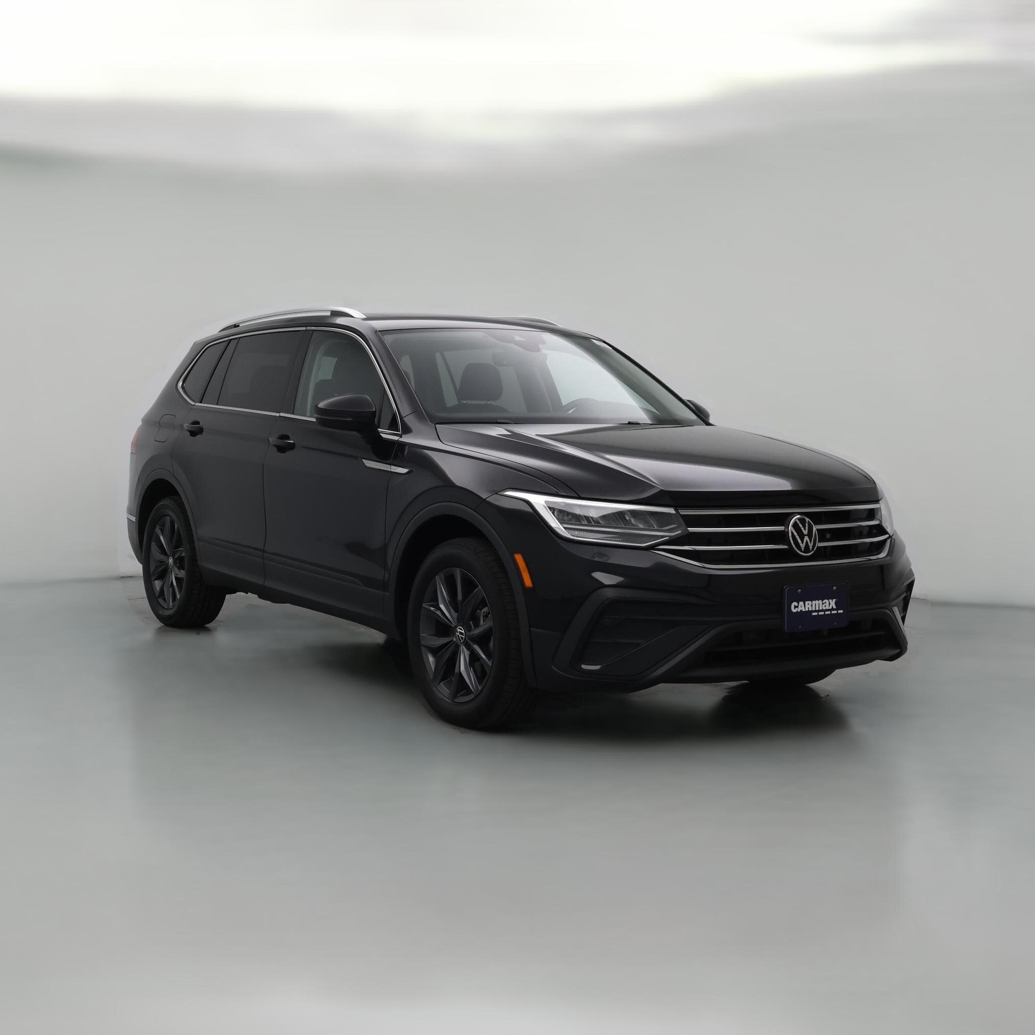 Thumbnail: 2022 Volkswagen Tiguan - 1