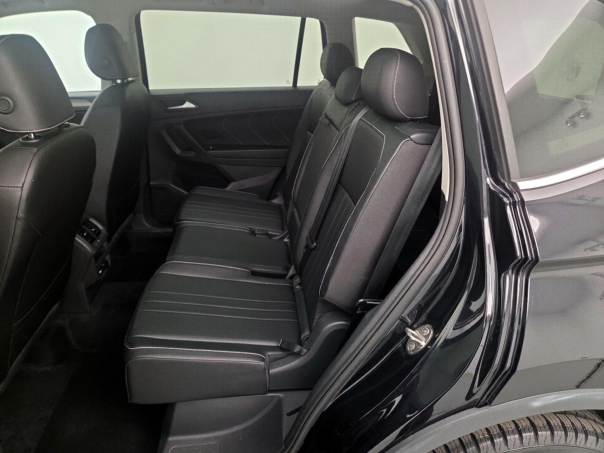 Thumbnail: 2022 Volkswagen Tiguan - 20