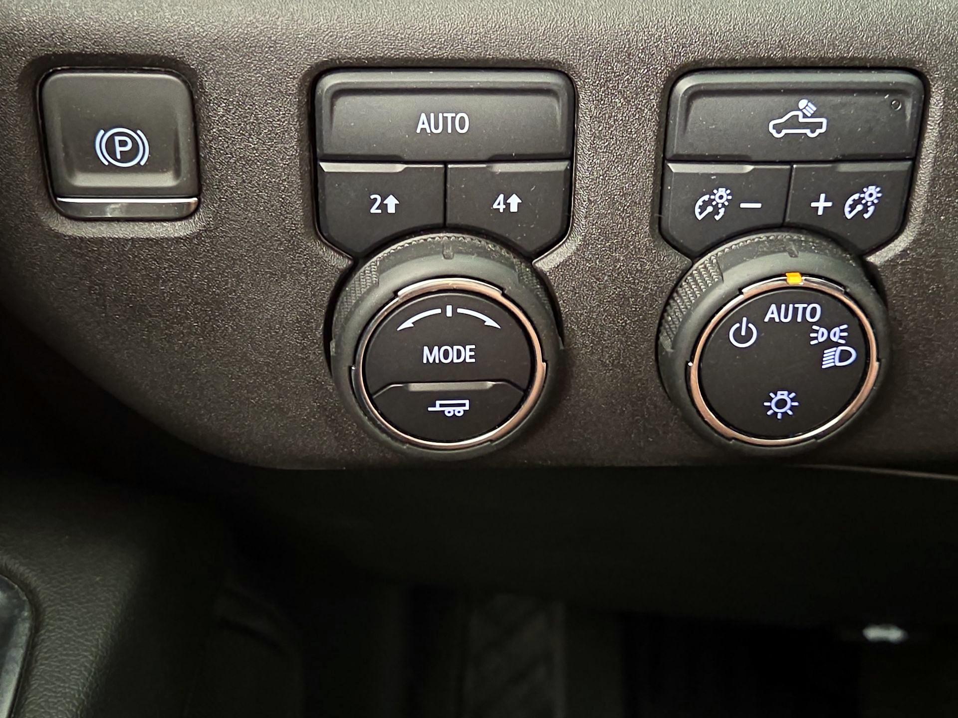 Thumbnail: 2024 Chevrolet Silverado 1500 - 13