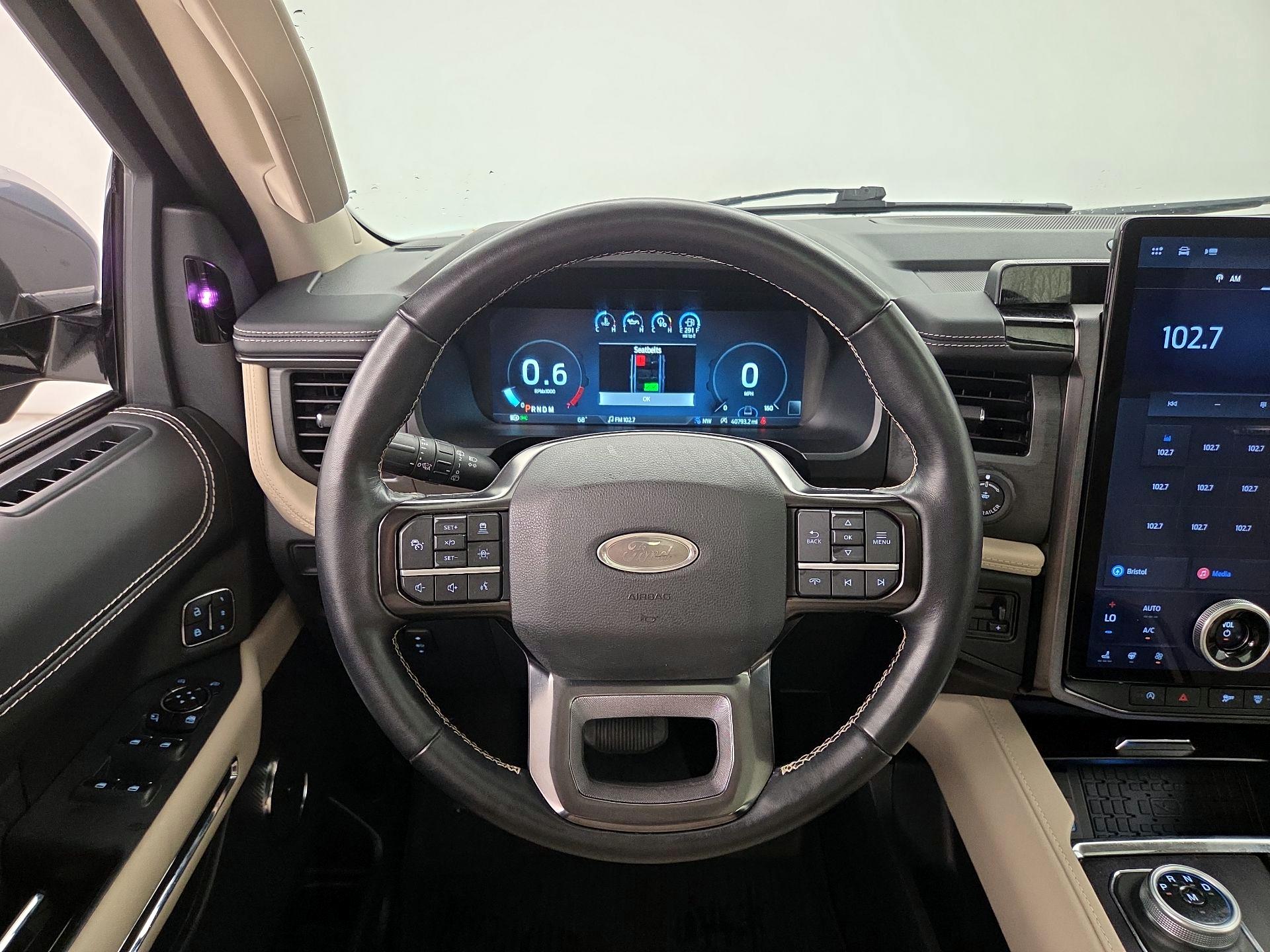 Thumbnail: 2023 Ford Expedition - 10