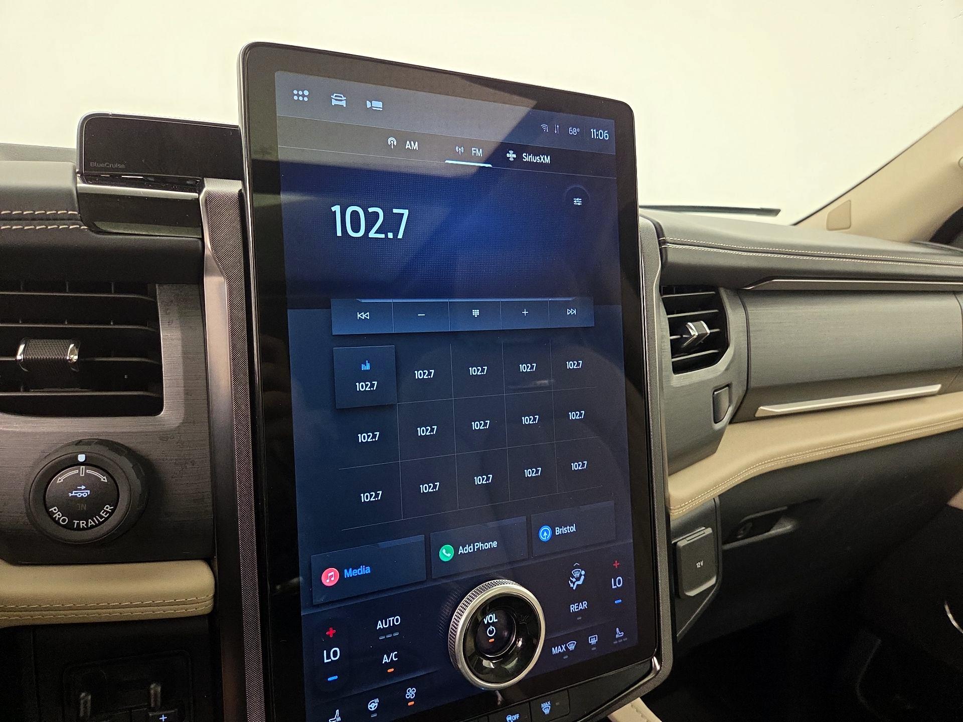 Thumbnail: 2023 Ford Expedition - 16