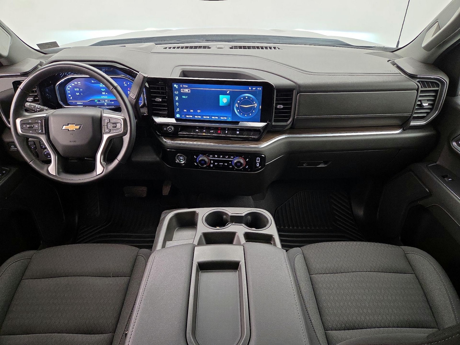 2023 Chevrolet Silverado 1500 LT - Photo 10
