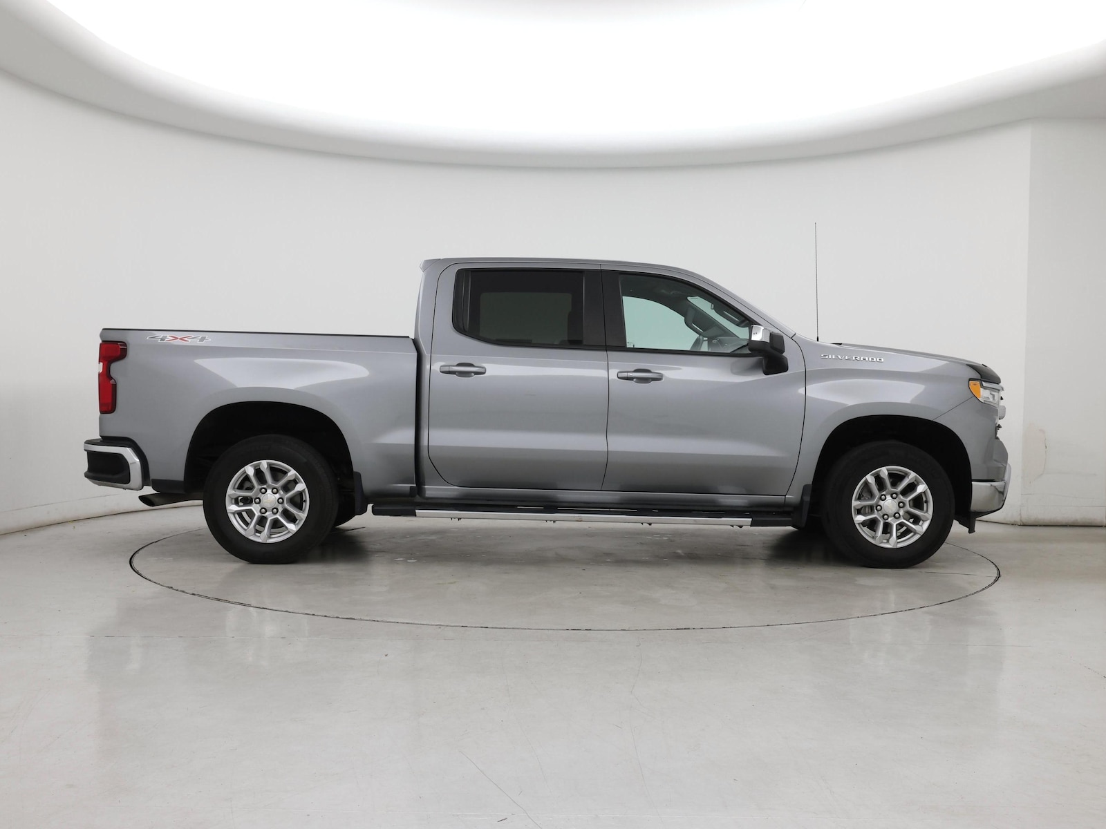 2023 Chevrolet Silverado 1500 LT - Photo 8