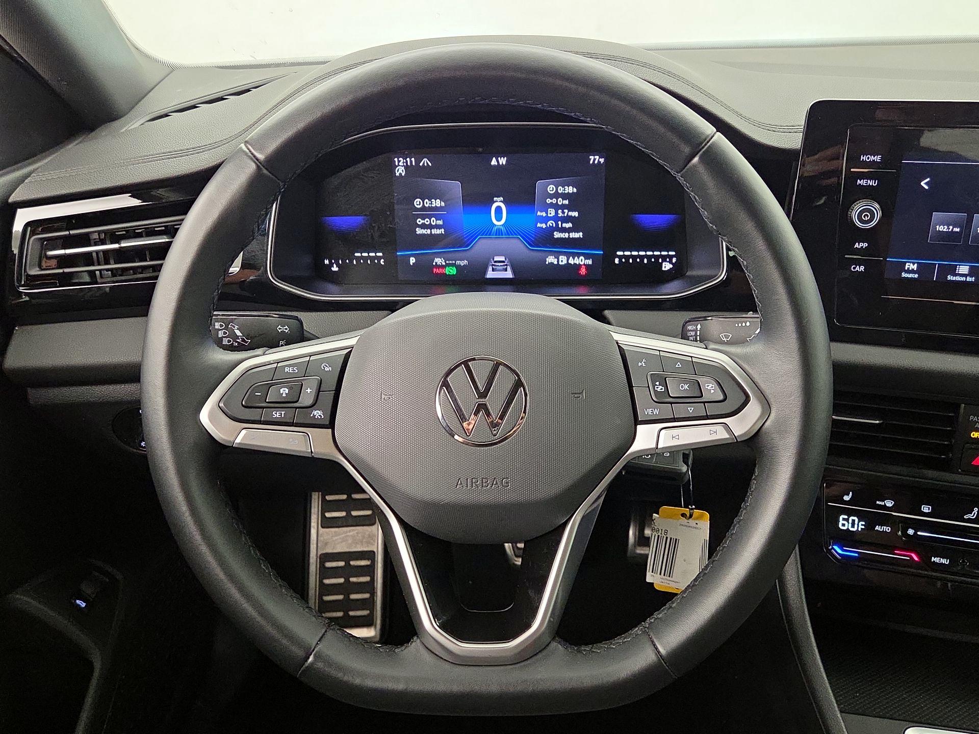 Thumbnail: 2025 Volkswagen Jetta - 10