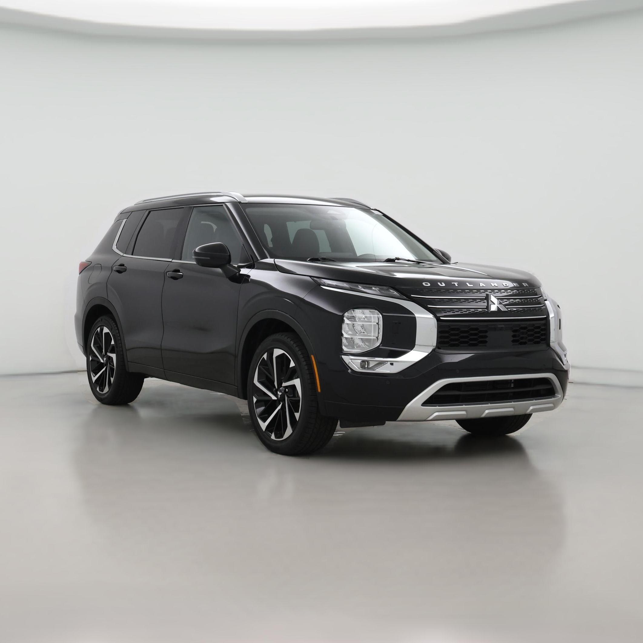 Thumbnail: 2023 Mitsubishi Outlander - 1