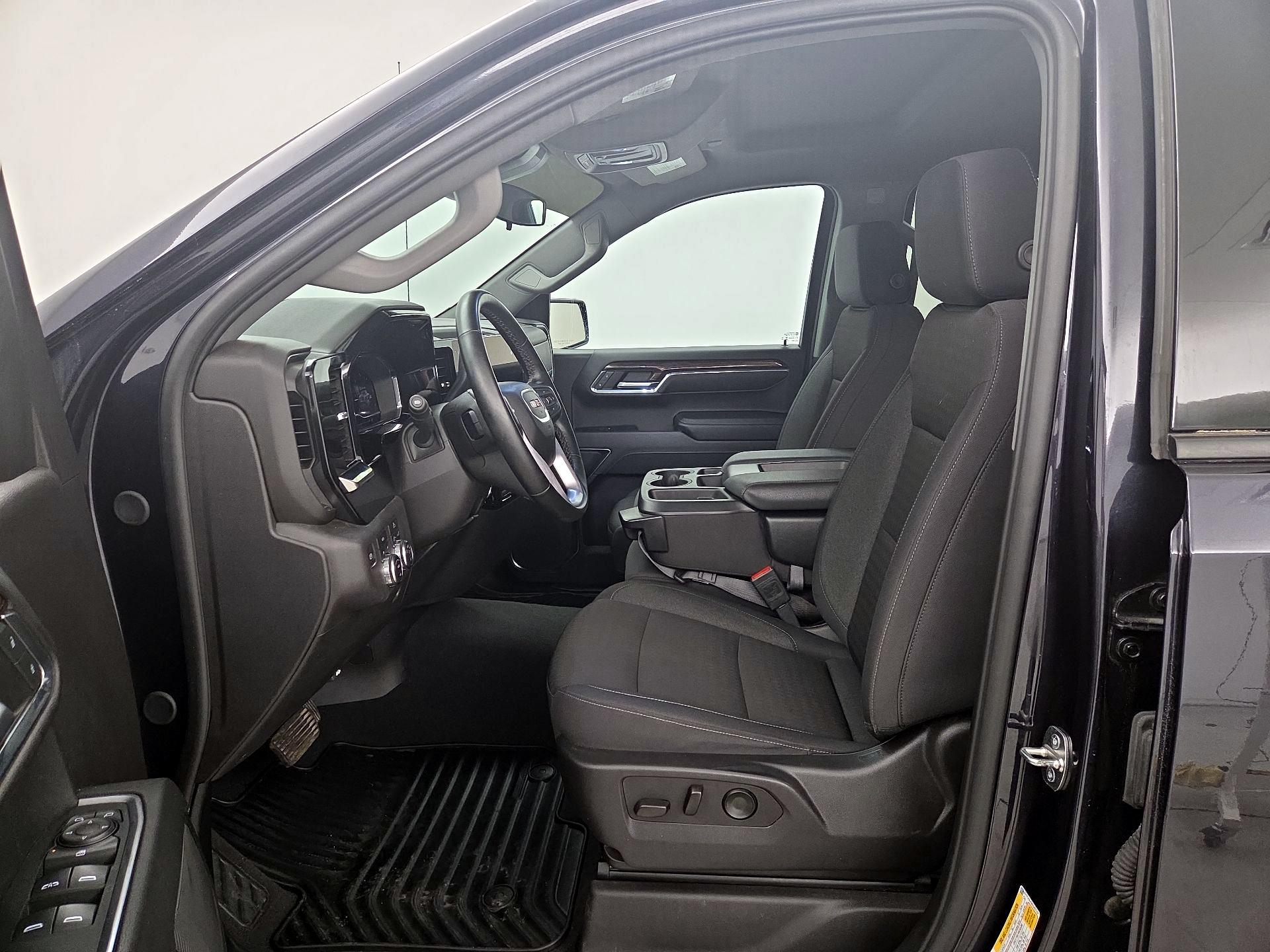 Thumbnail: 2024 GMC Sierra 1500 - 11