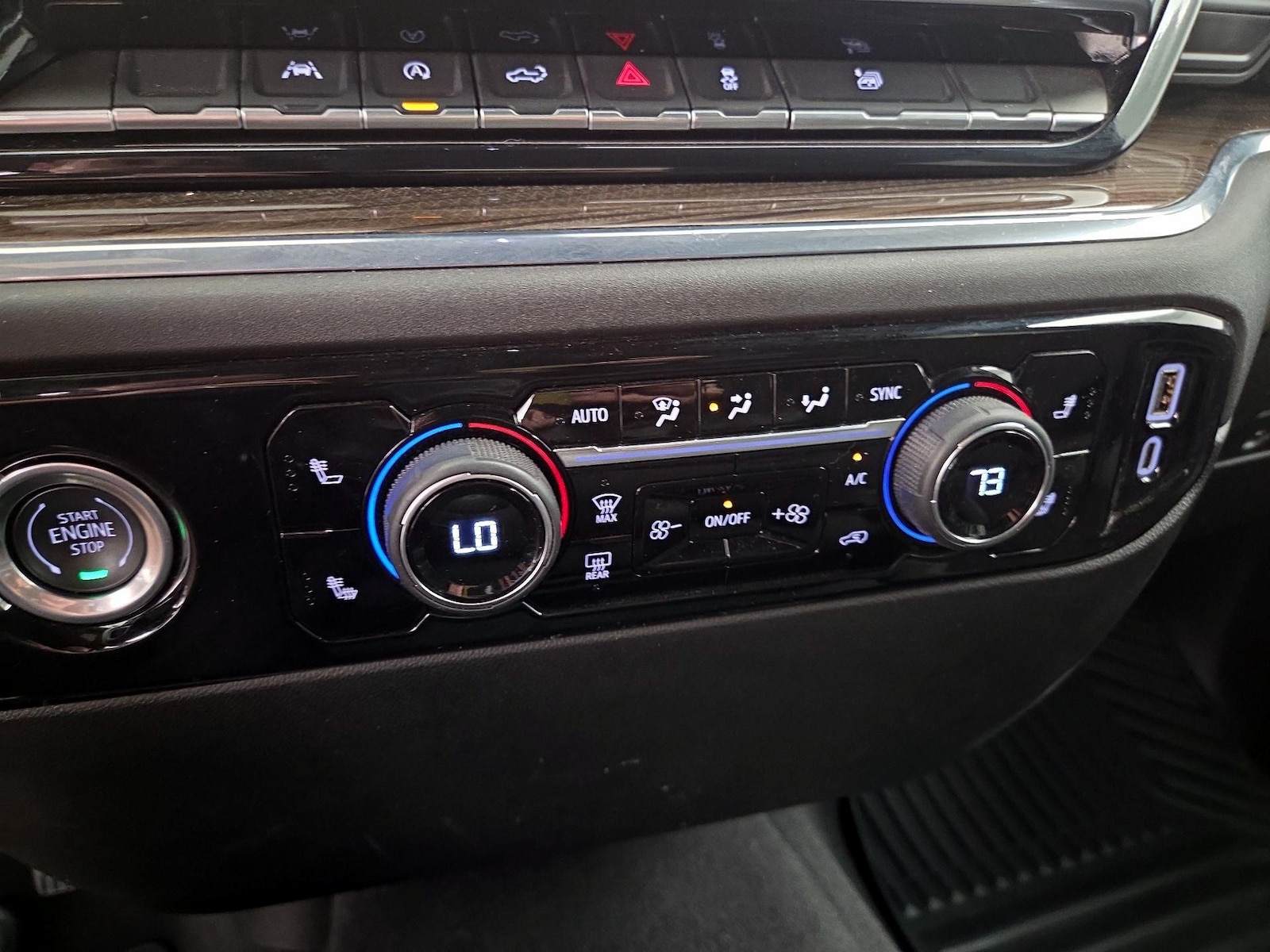2024 Chevrolet Silverado 1500 LT - Photo 17