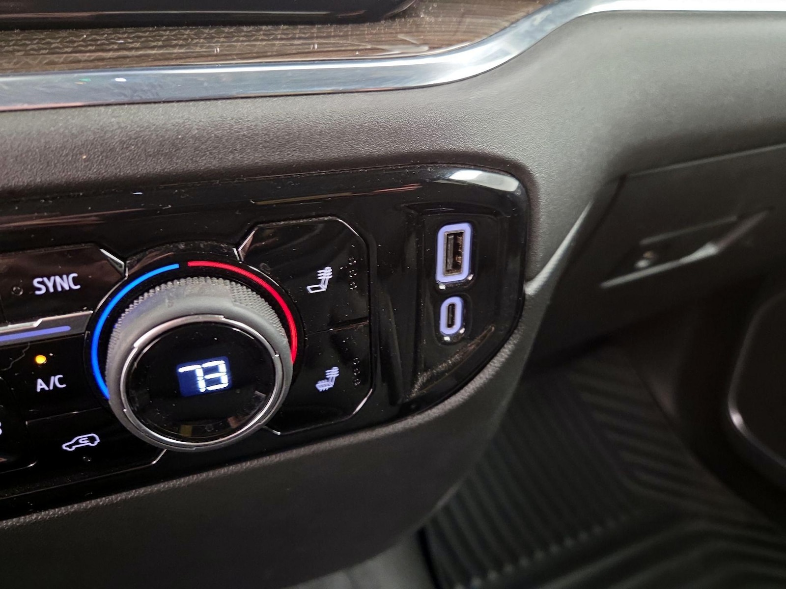 2024 Chevrolet Silverado 1500 LT - Photo 19