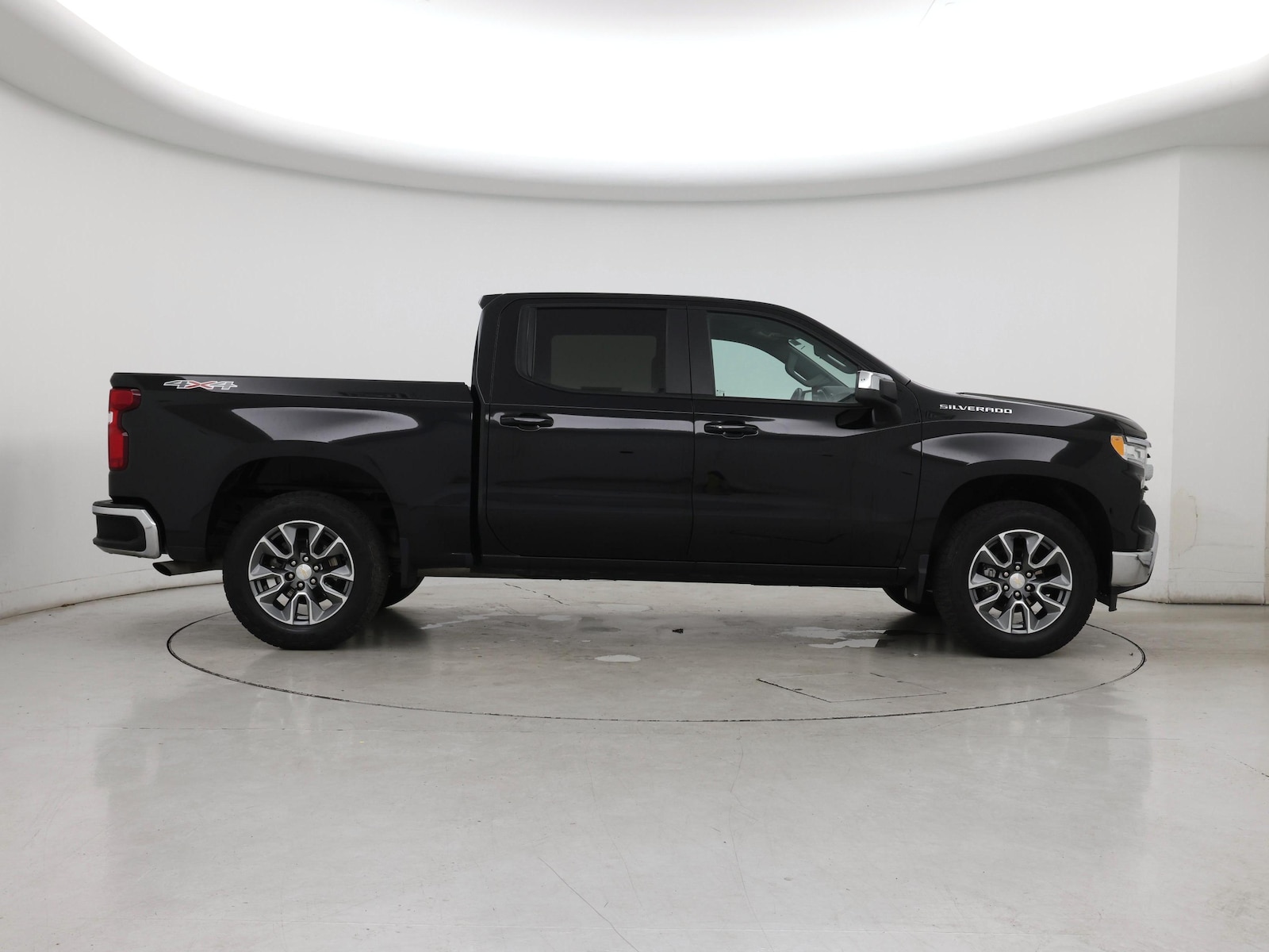 2024 Chevrolet Silverado 1500 LT - Photo 8