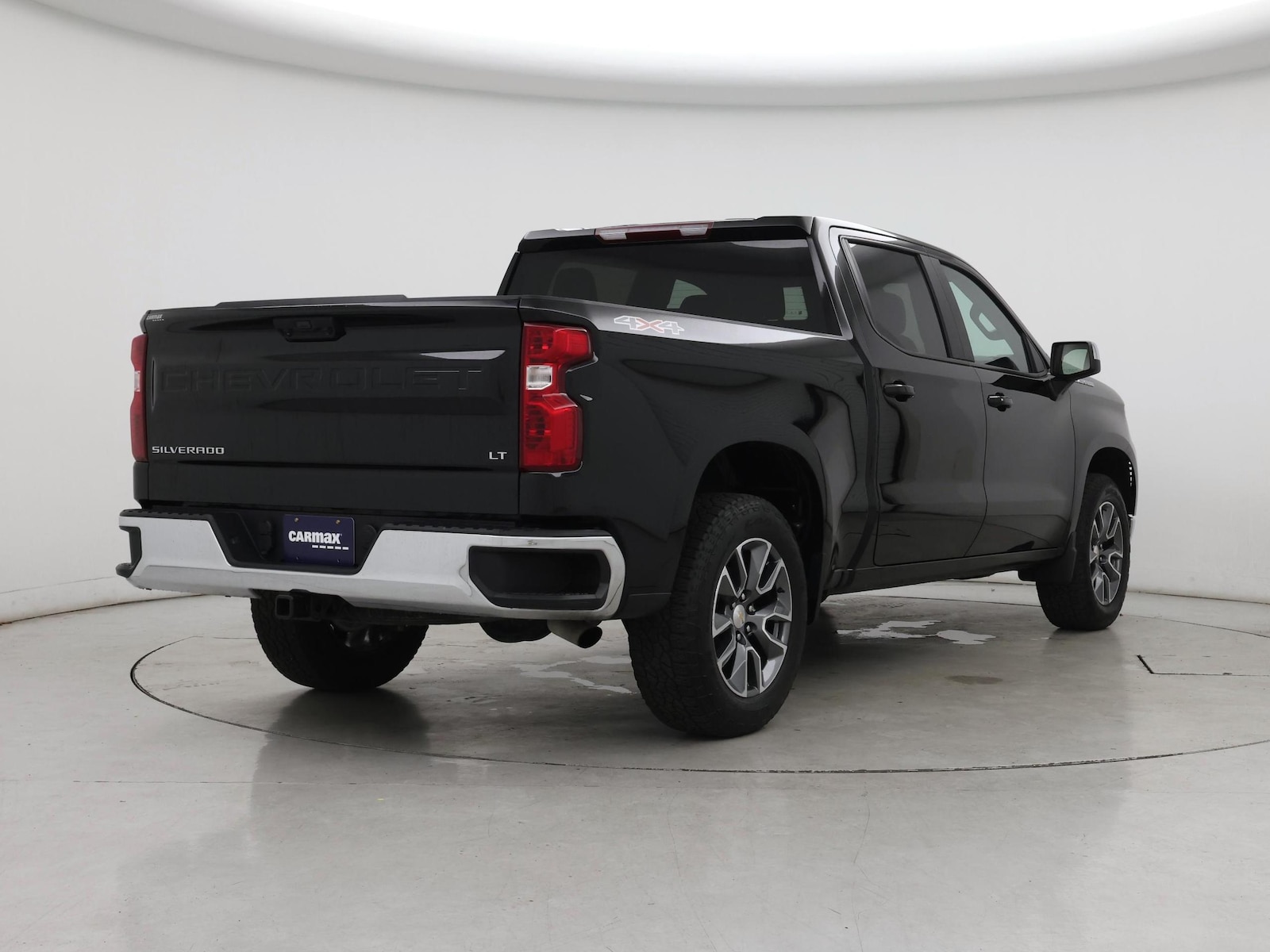 2024 Chevrolet Silverado 1500 LT - Photo 9