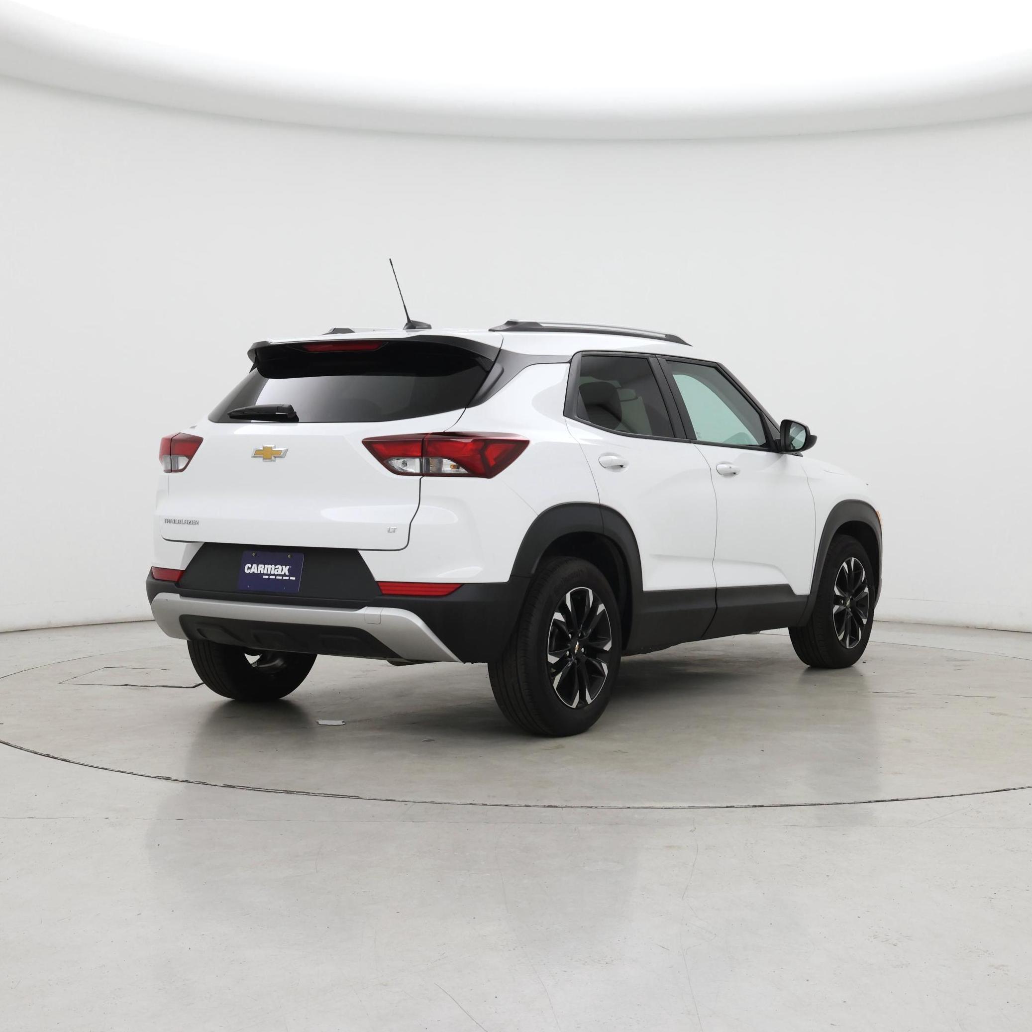 Thumbnail: 2023 Chevrolet TrailBlazer - 8