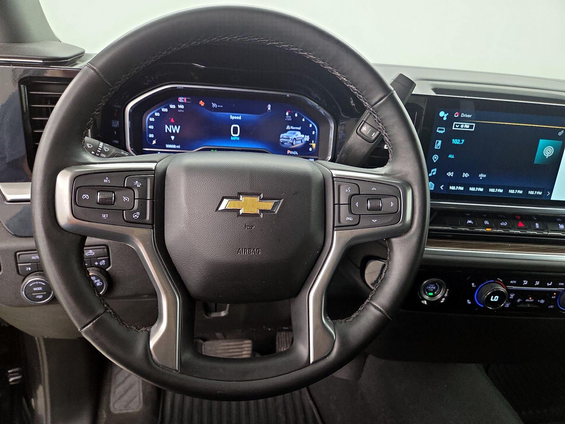 Thumbnail: 2024 Chevrolet Silverado 1500 - 10