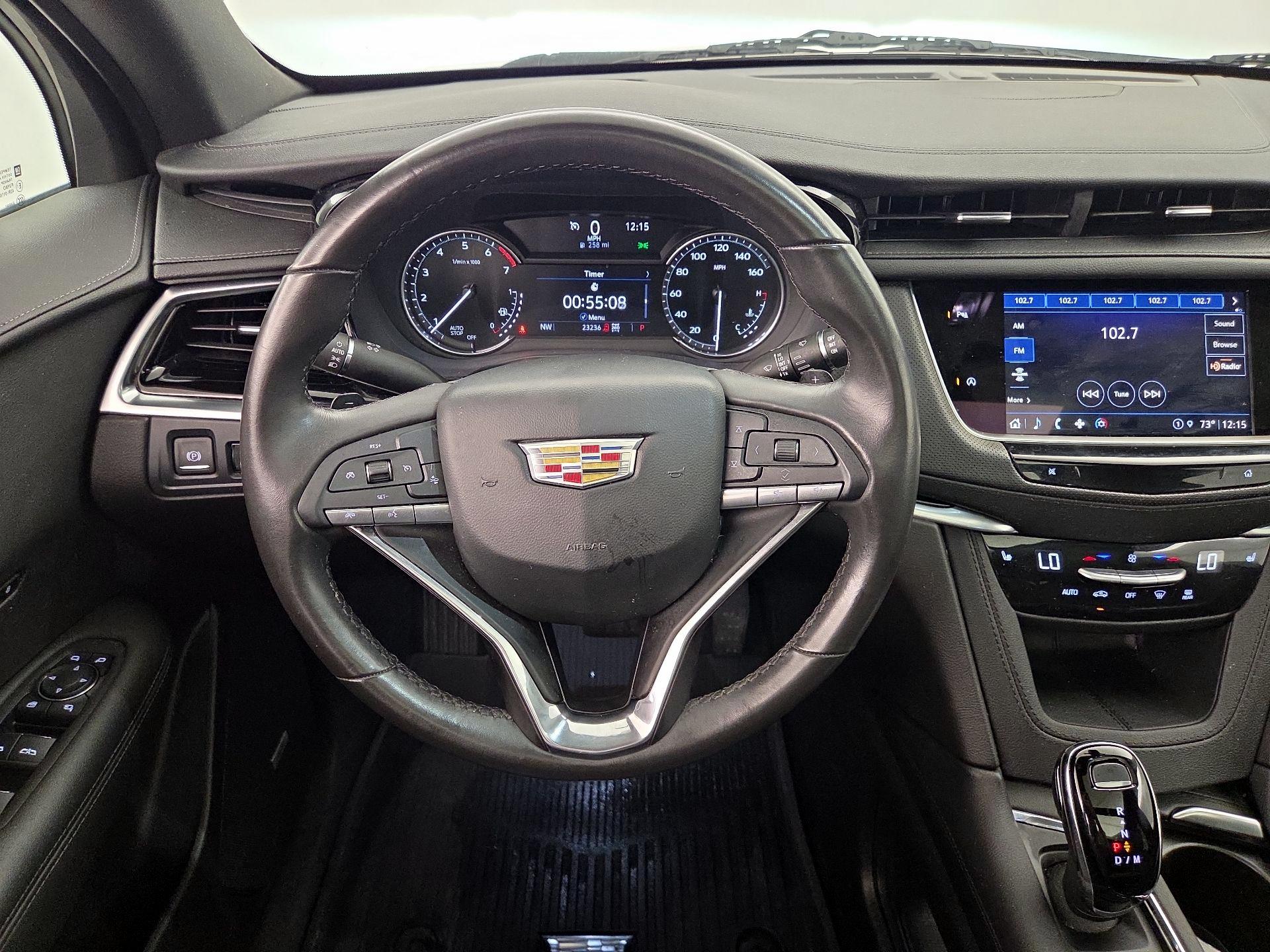 Thumbnail: 2024 Cadillac XT6 - 10