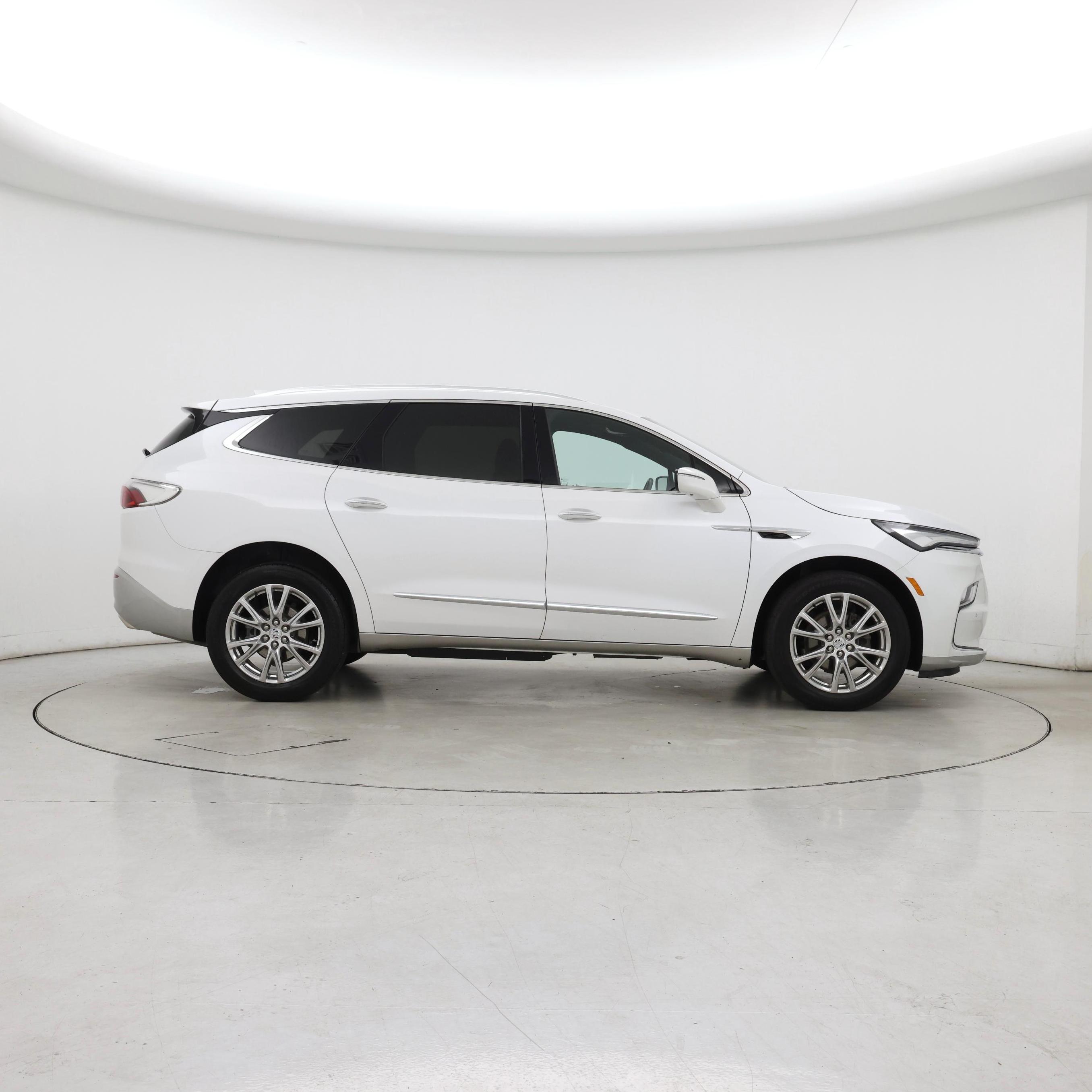 Thumbnail: 2023 Buick Enclave - 7
