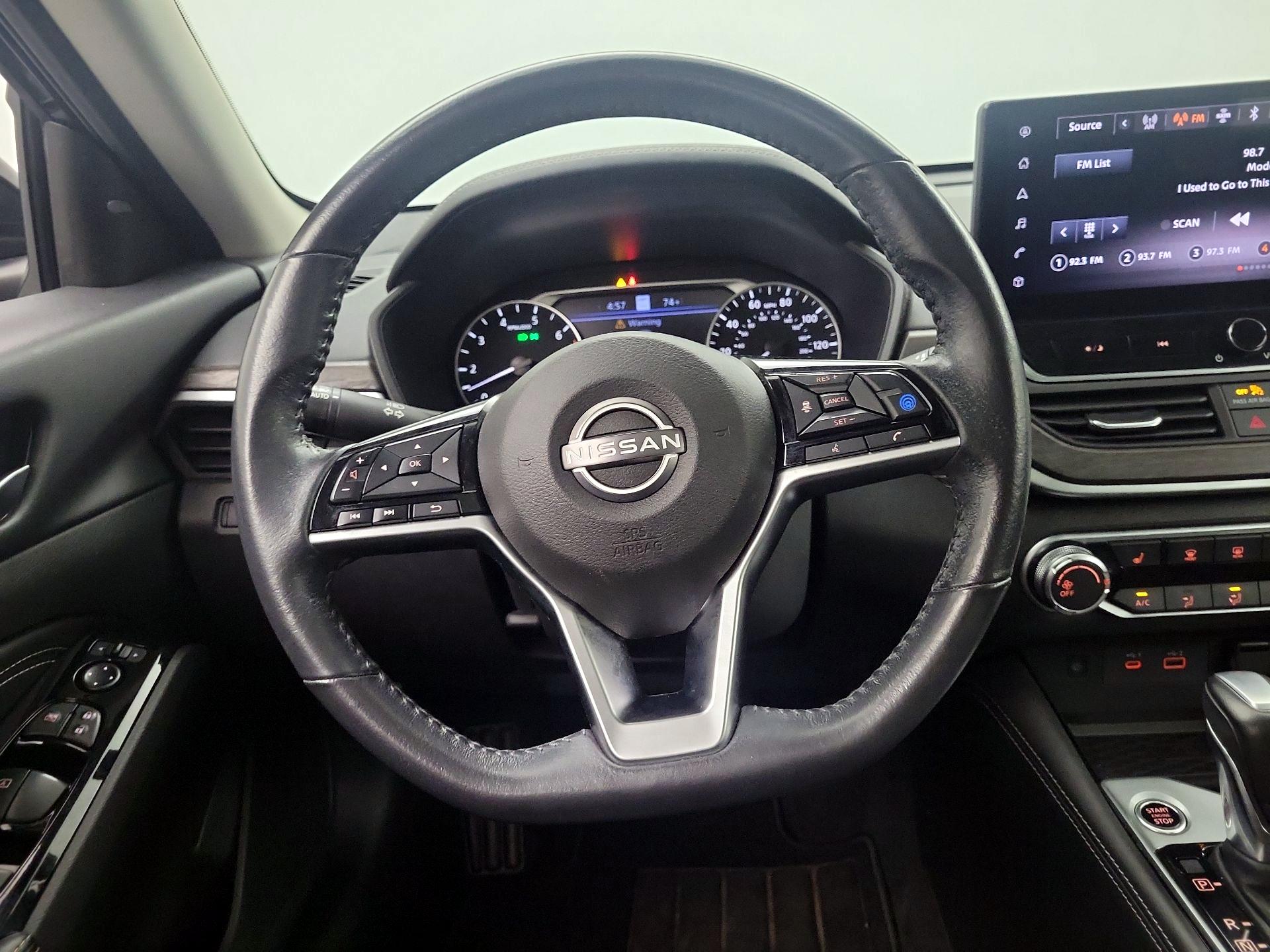 Thumbnail: 2023 Nissan Altima - 10