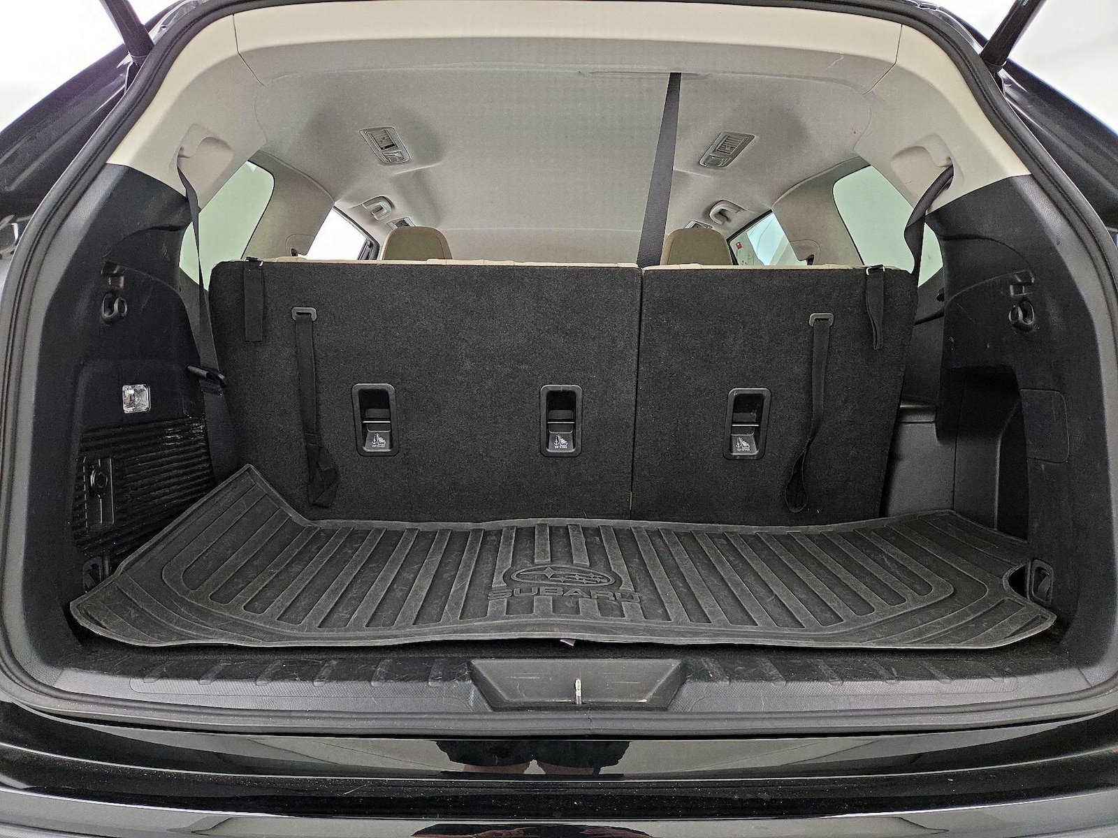 2023 Subaru Ascent Premium - Photo 22