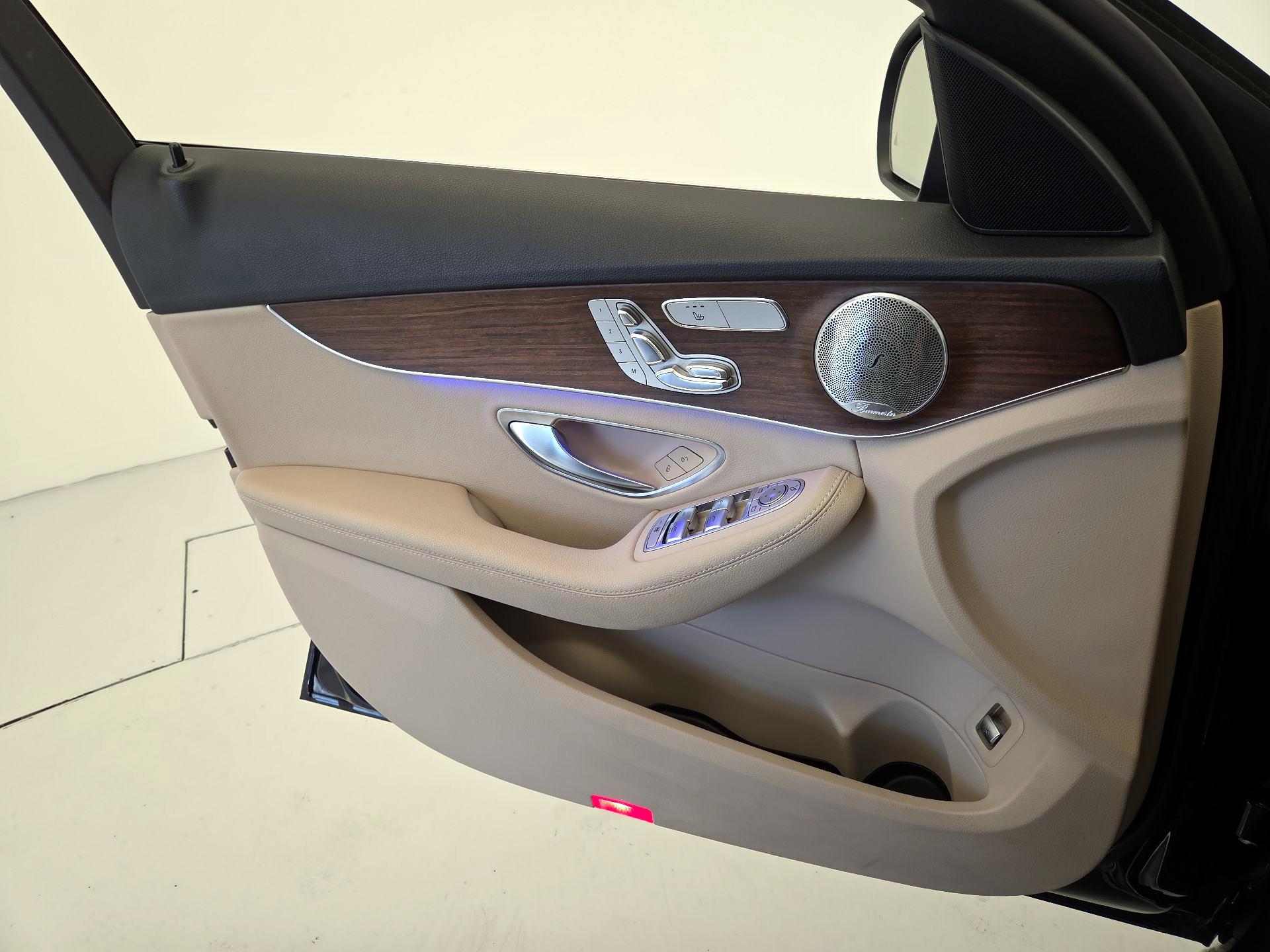 Thumbnail: 2021 Mercedes-Benz C-Class - 12