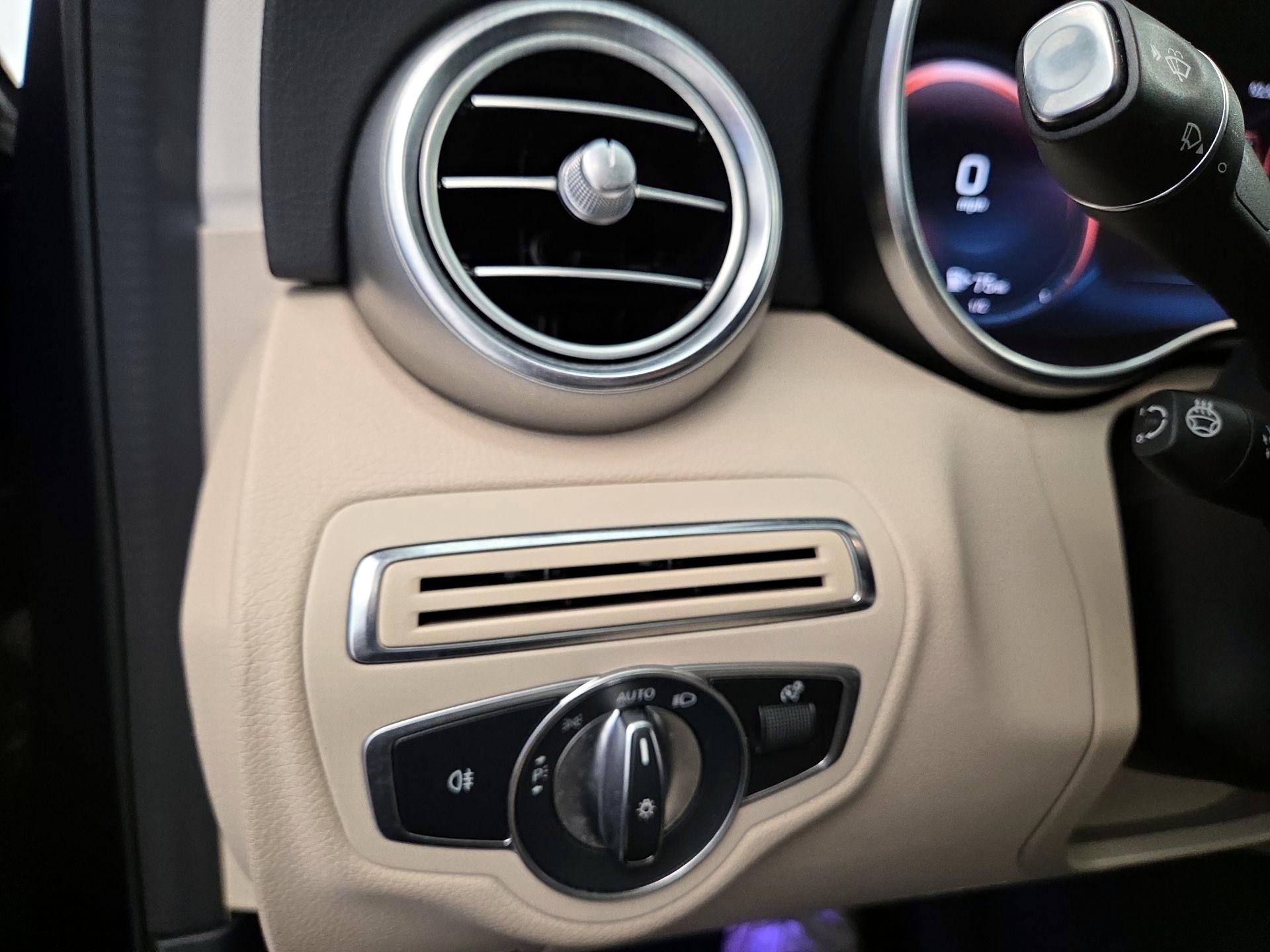 Thumbnail: 2021 Mercedes-Benz C-Class - 13