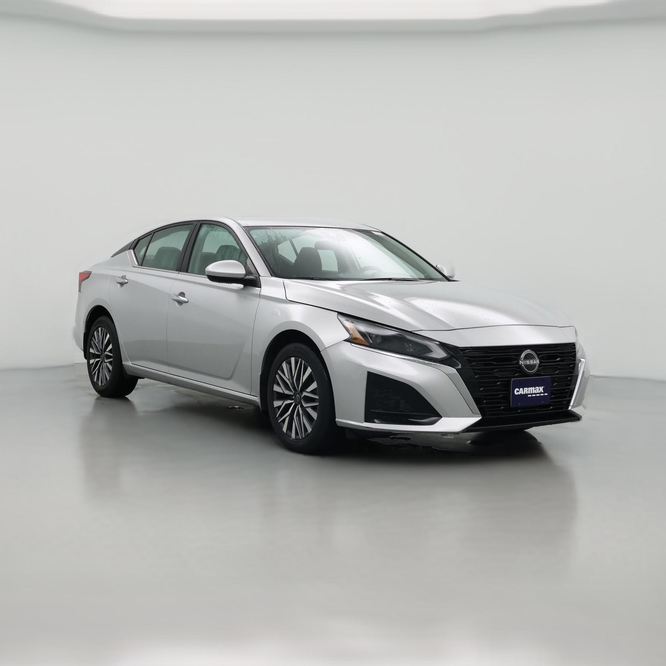 Thumbnail: 2023 Nissan Altima - 1