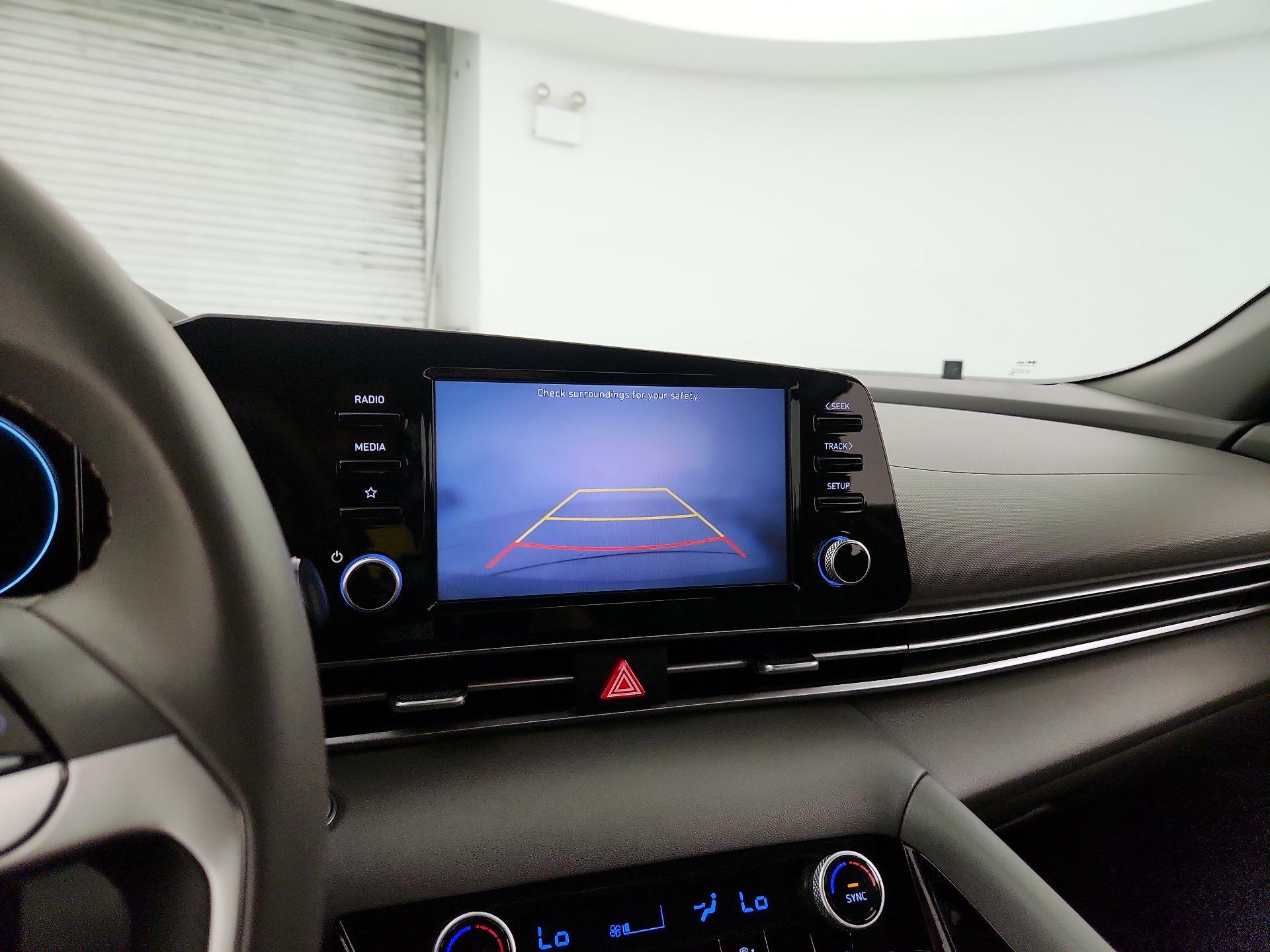Thumbnail: 2021 Hyundai Elantra - 14
