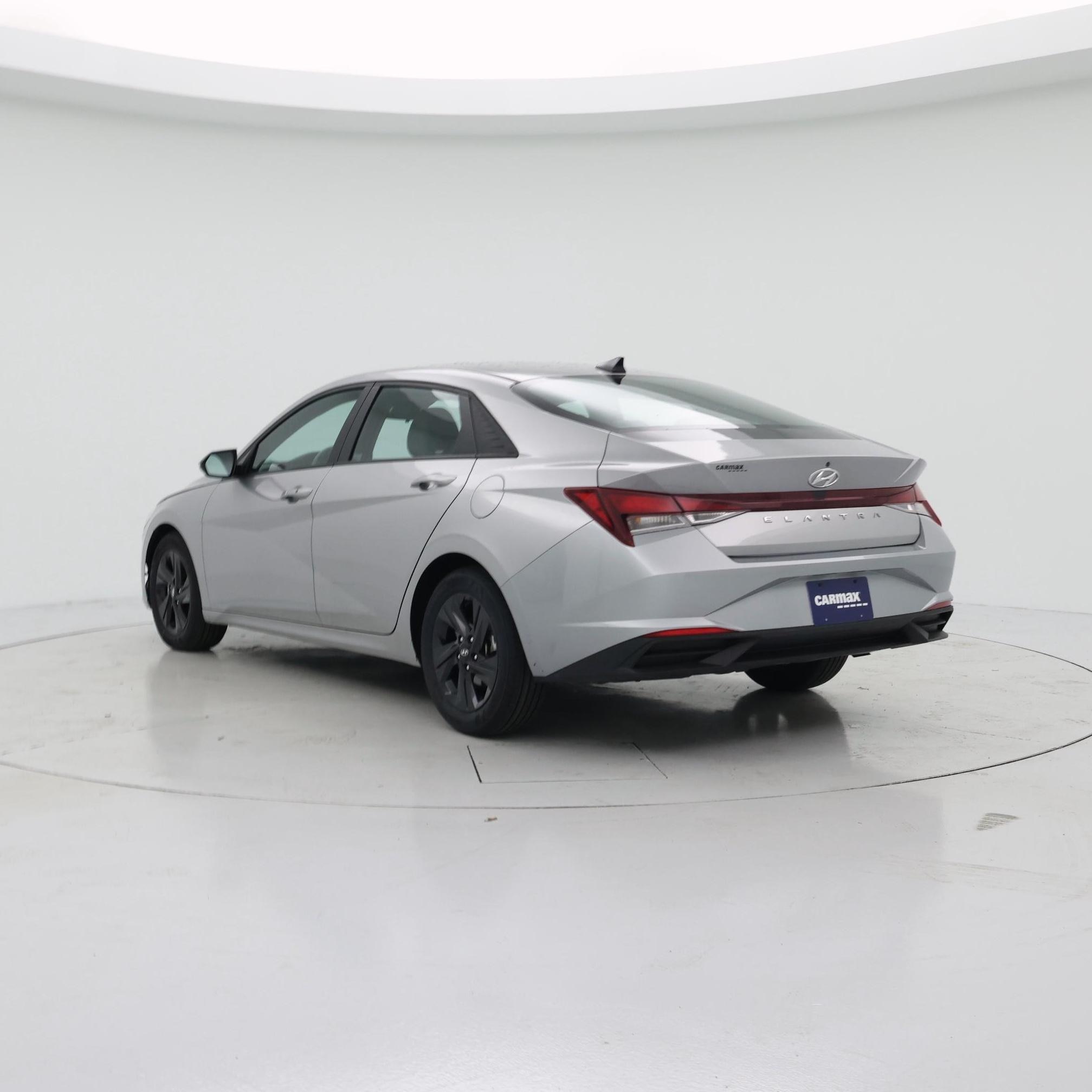 Thumbnail: 2021 Hyundai Elantra - 2